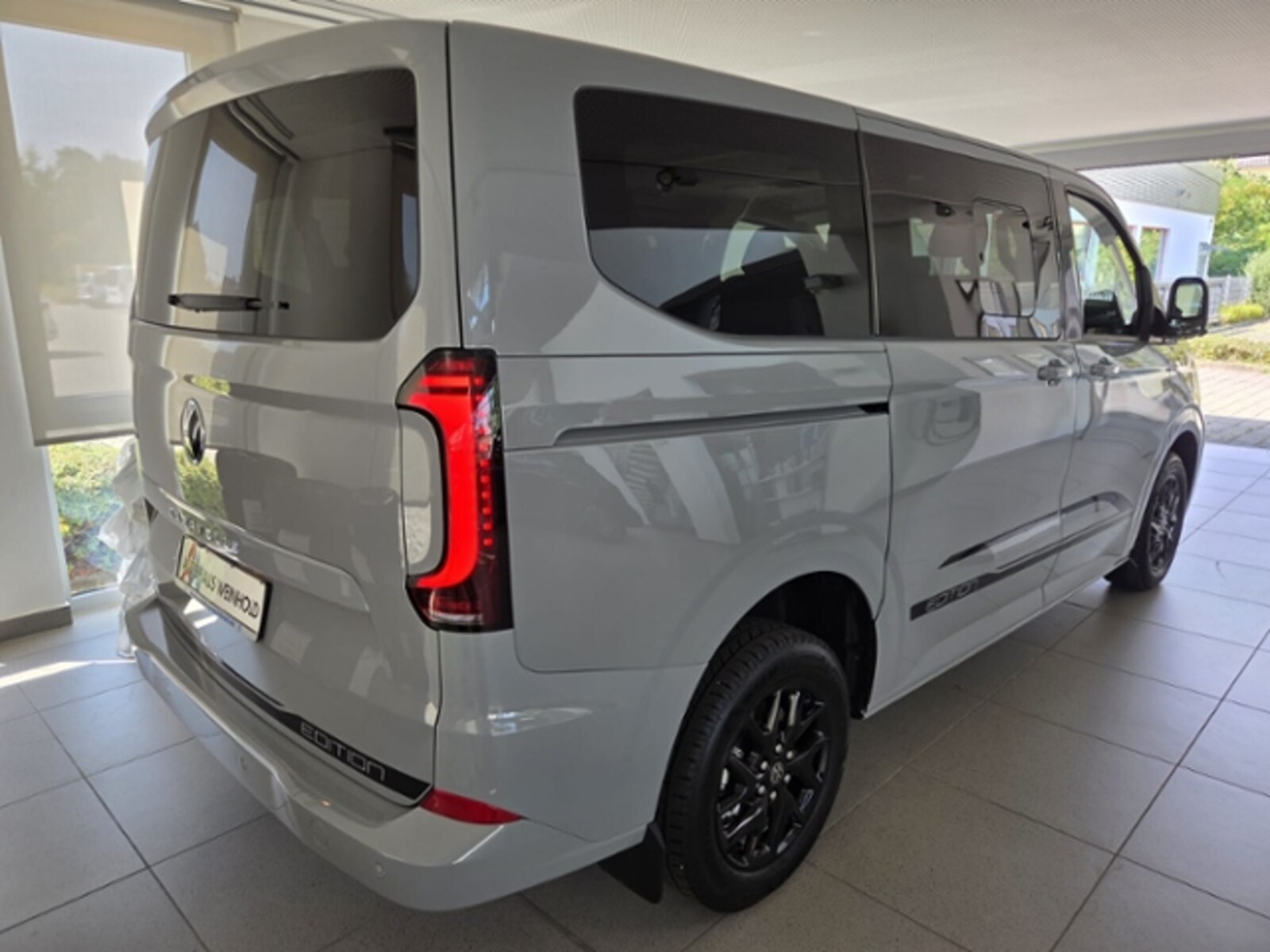 Volkswagen Caravelle – Bild 8