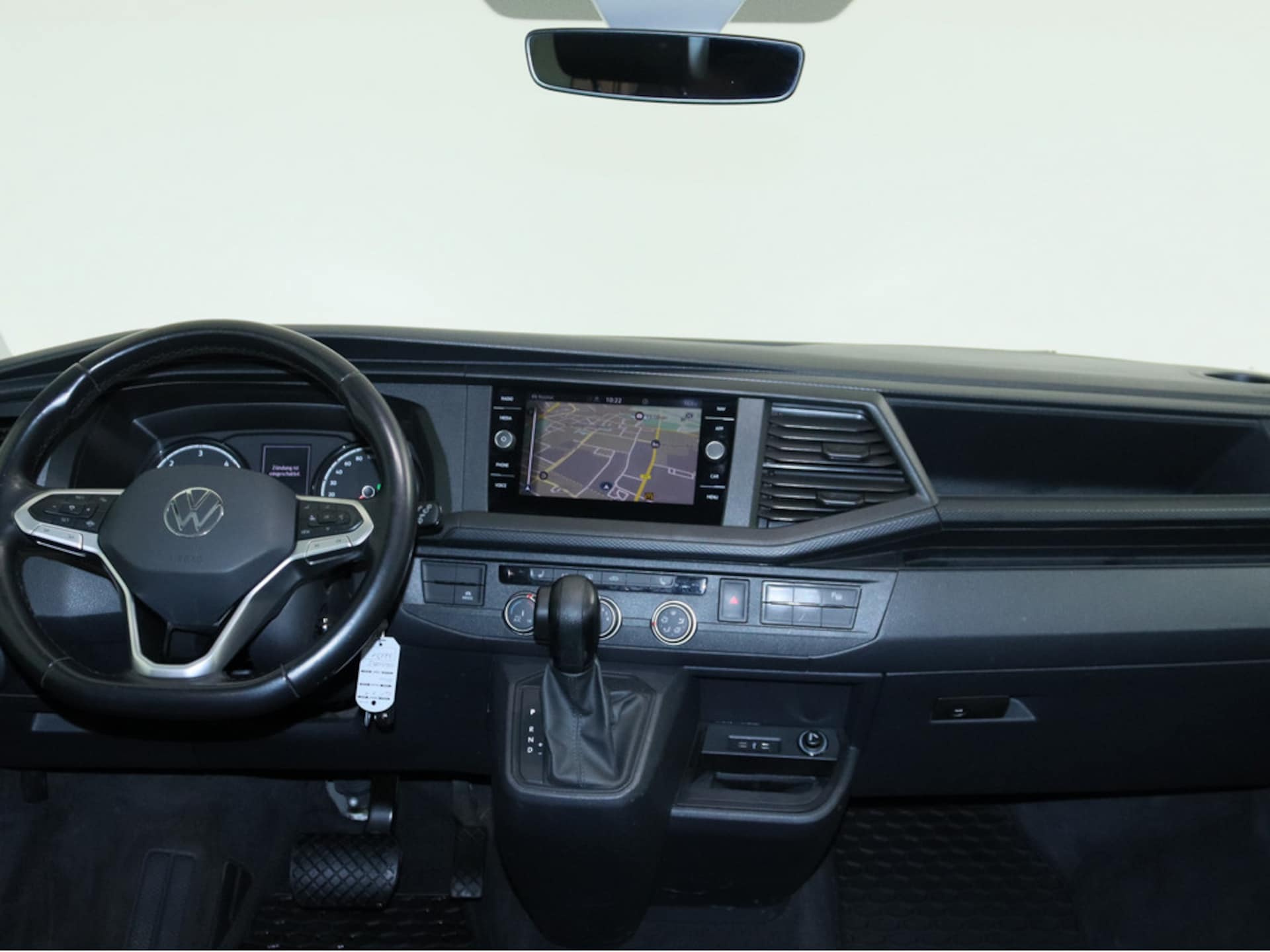 Volkswagen T6.1 California Beach