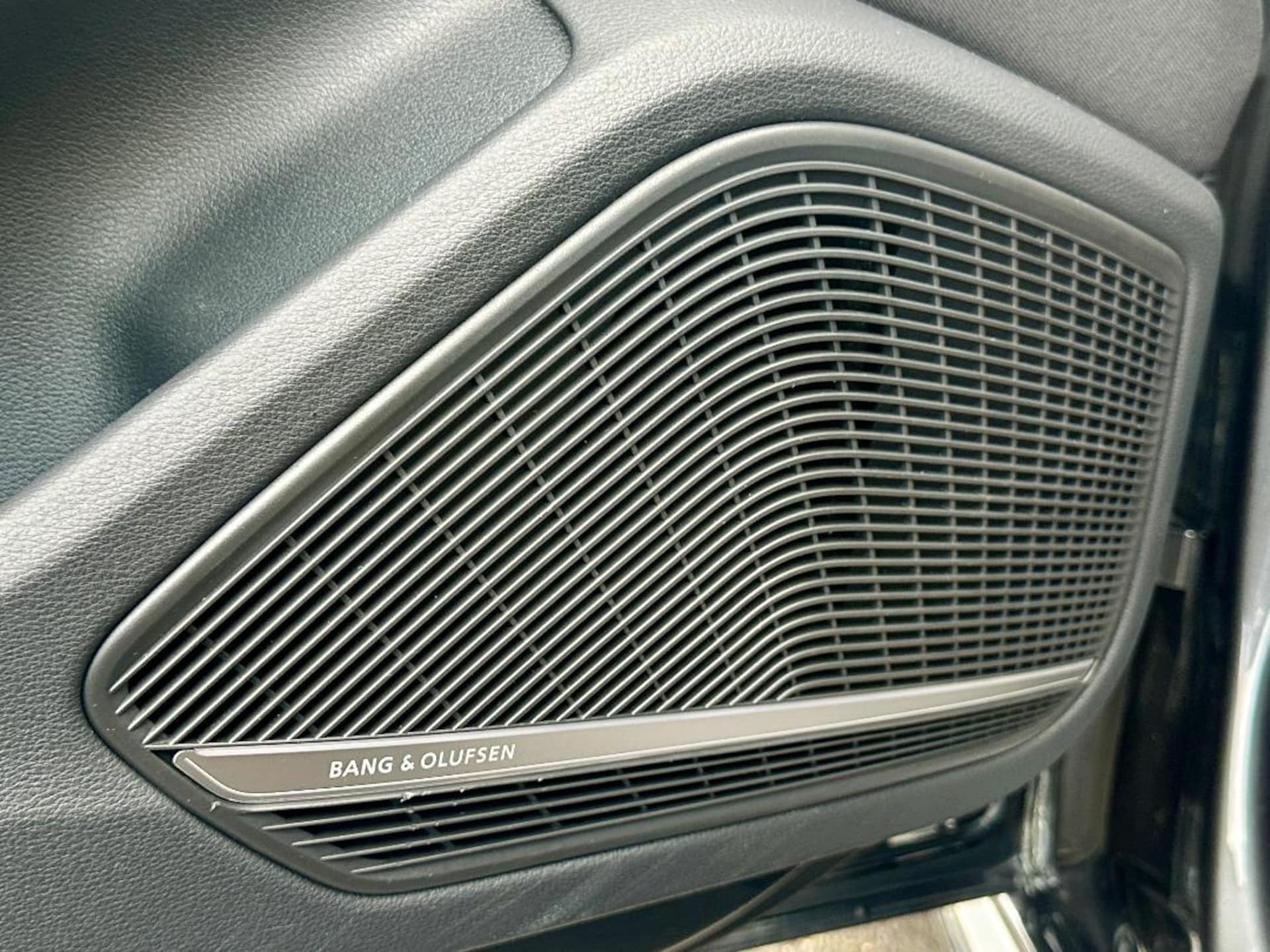 Audi A4 Avant S line