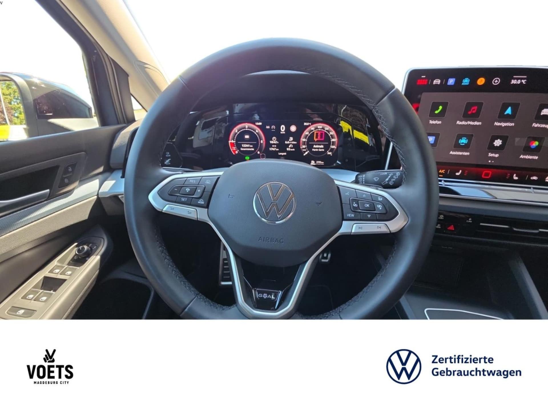 Volkswagen Golf Life