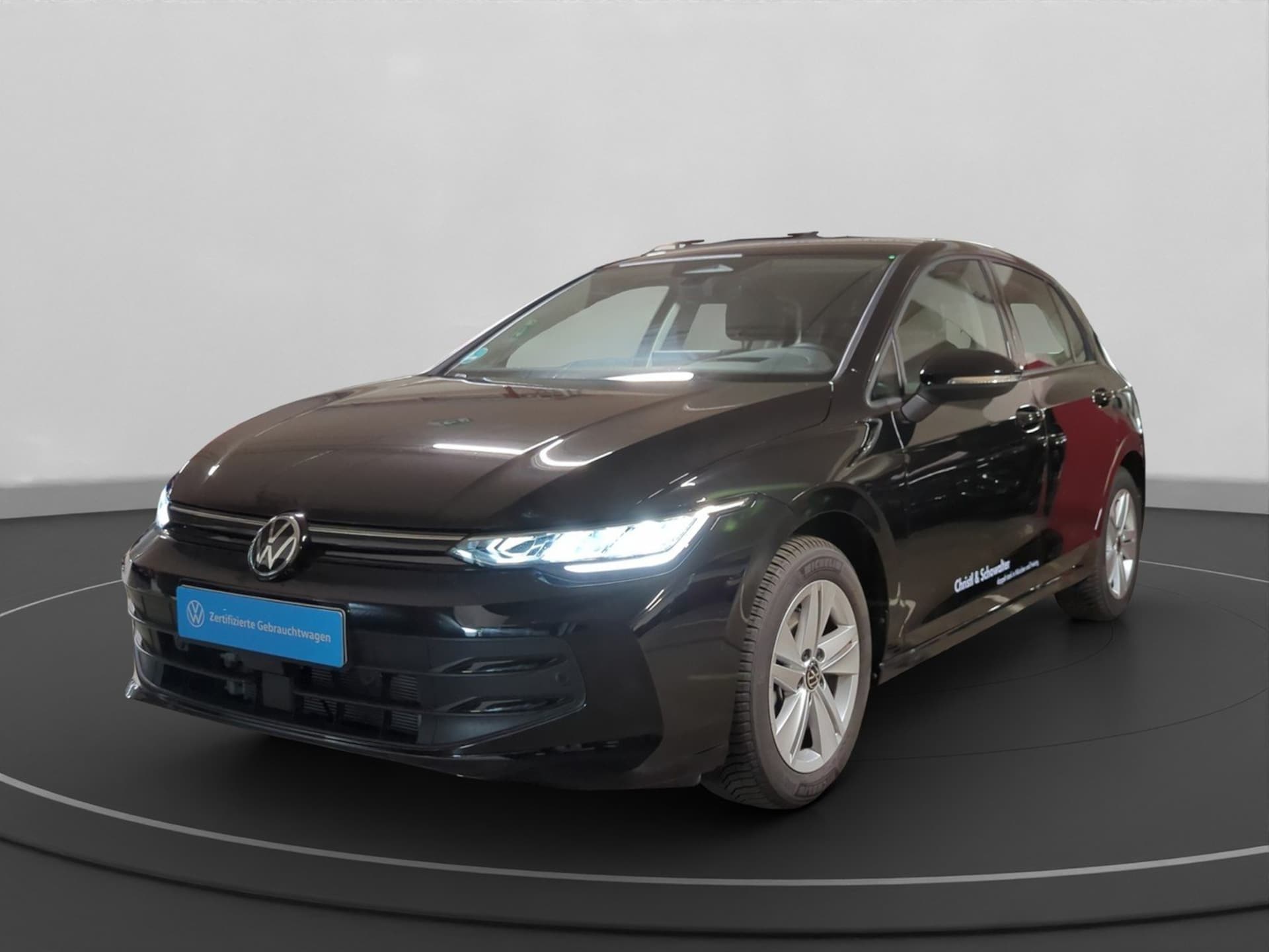 Volkswagen Golf Life