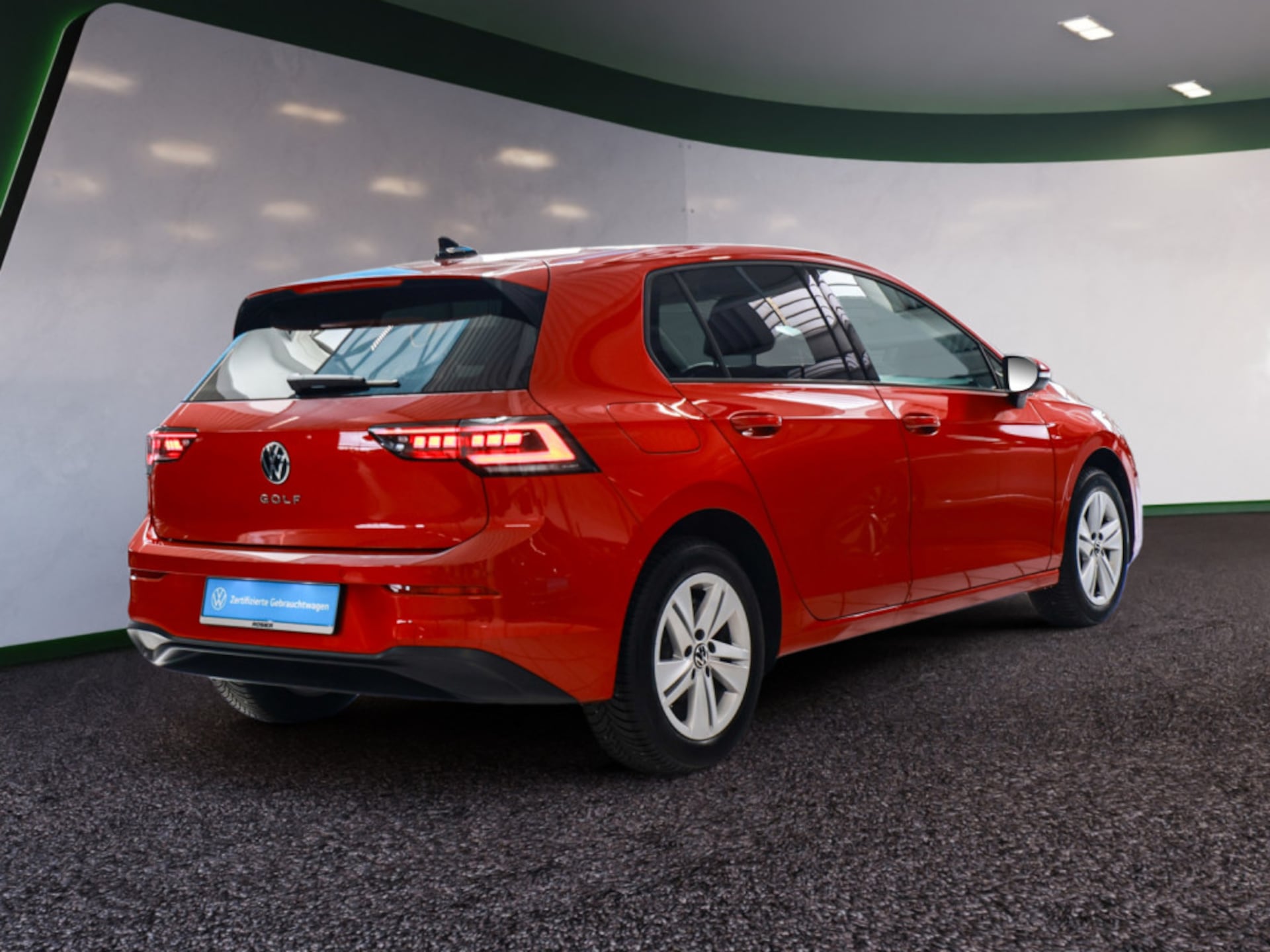 Volkswagen Golf Life