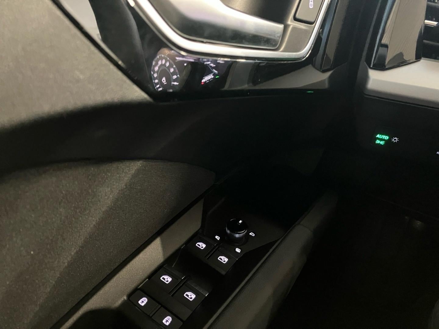 Bild über Audi Q4 e-tron 45 e-tron - für weitere Informationen kontaktieren Sie den Audi Partner
