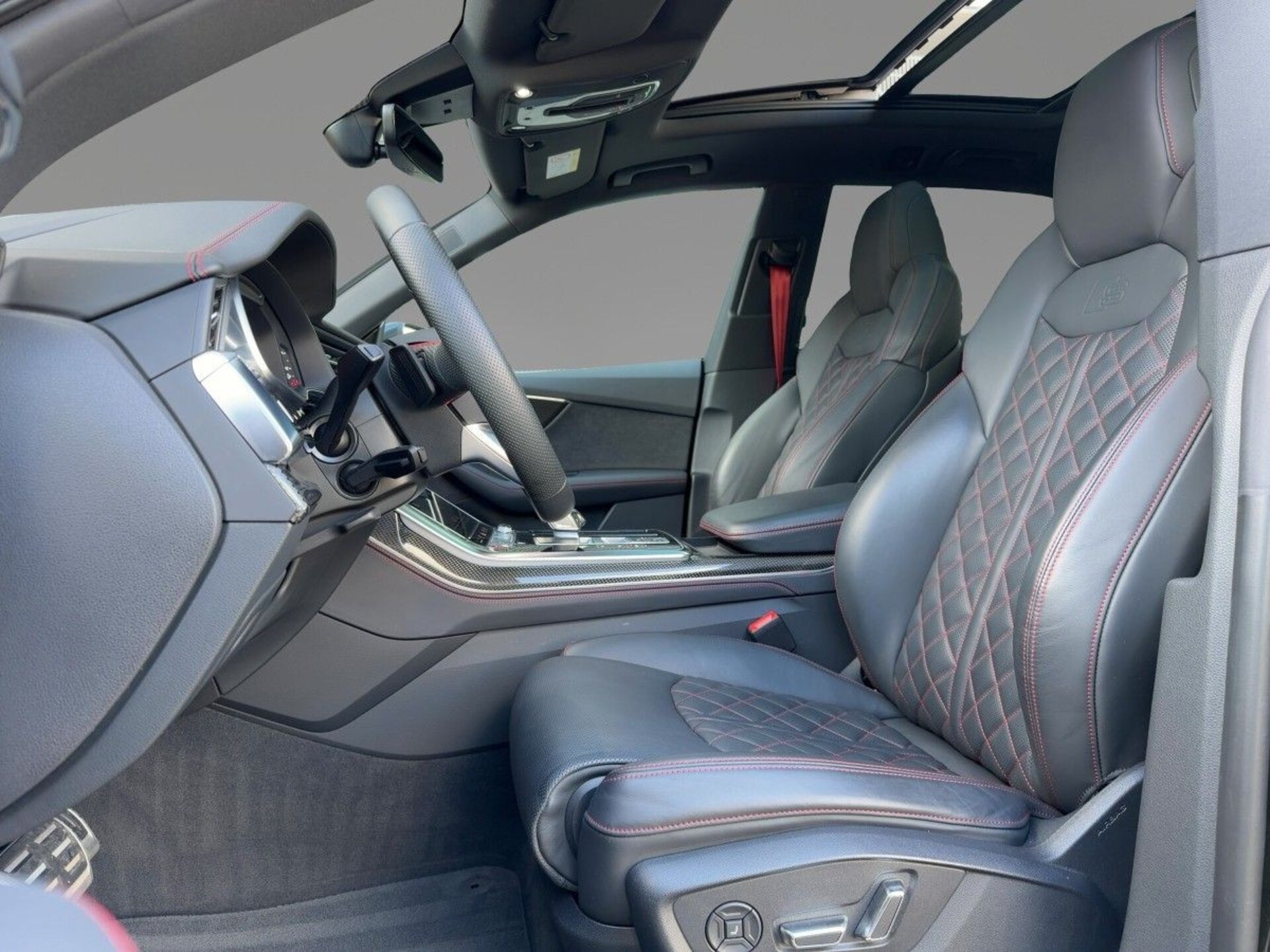 Audi SQ8 SUV