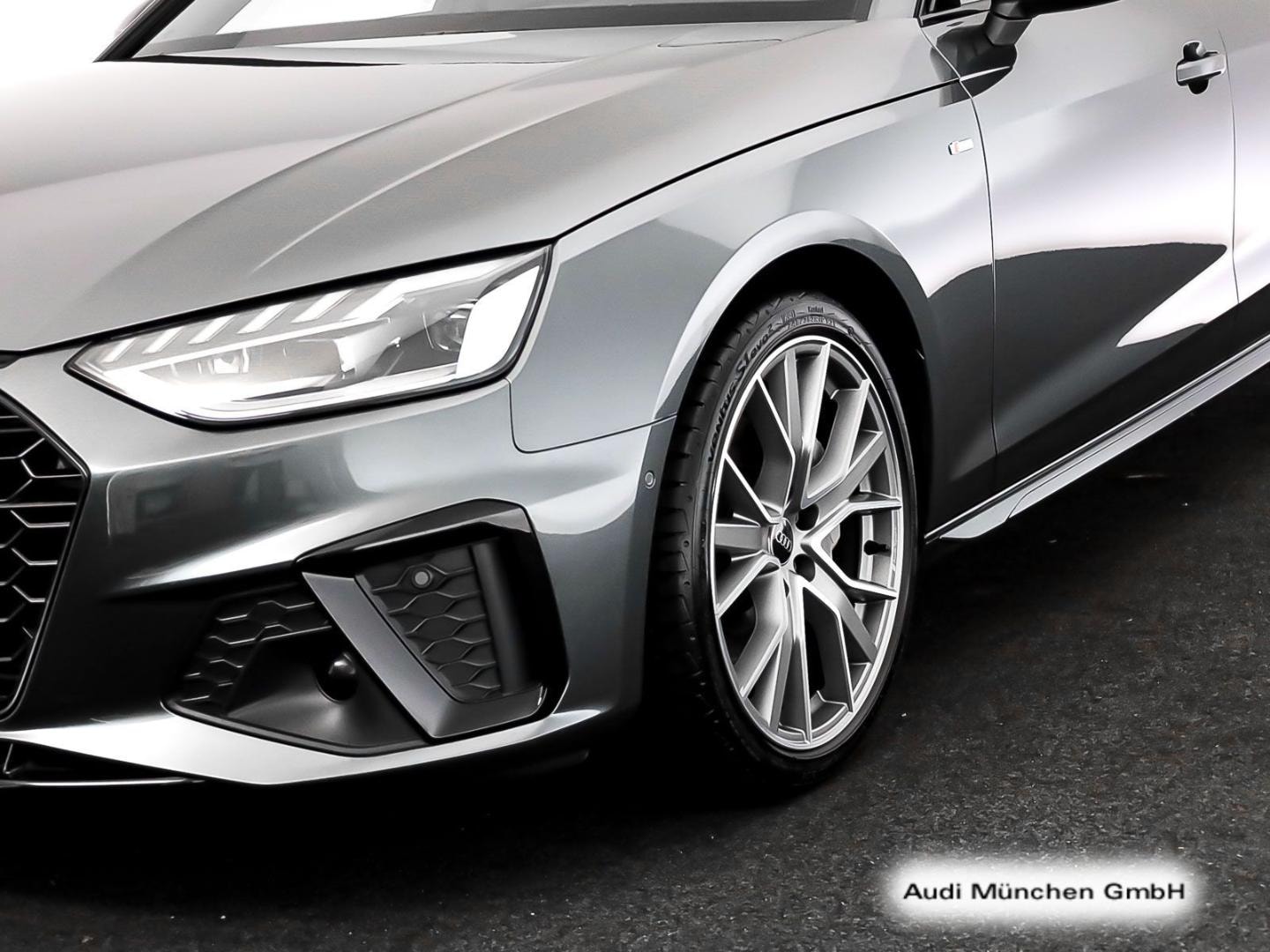 Bild über Audi A4 Avant S line 40 TFSI quattro S tronic - für weitere Informationen kontaktieren Sie den Audi Partner