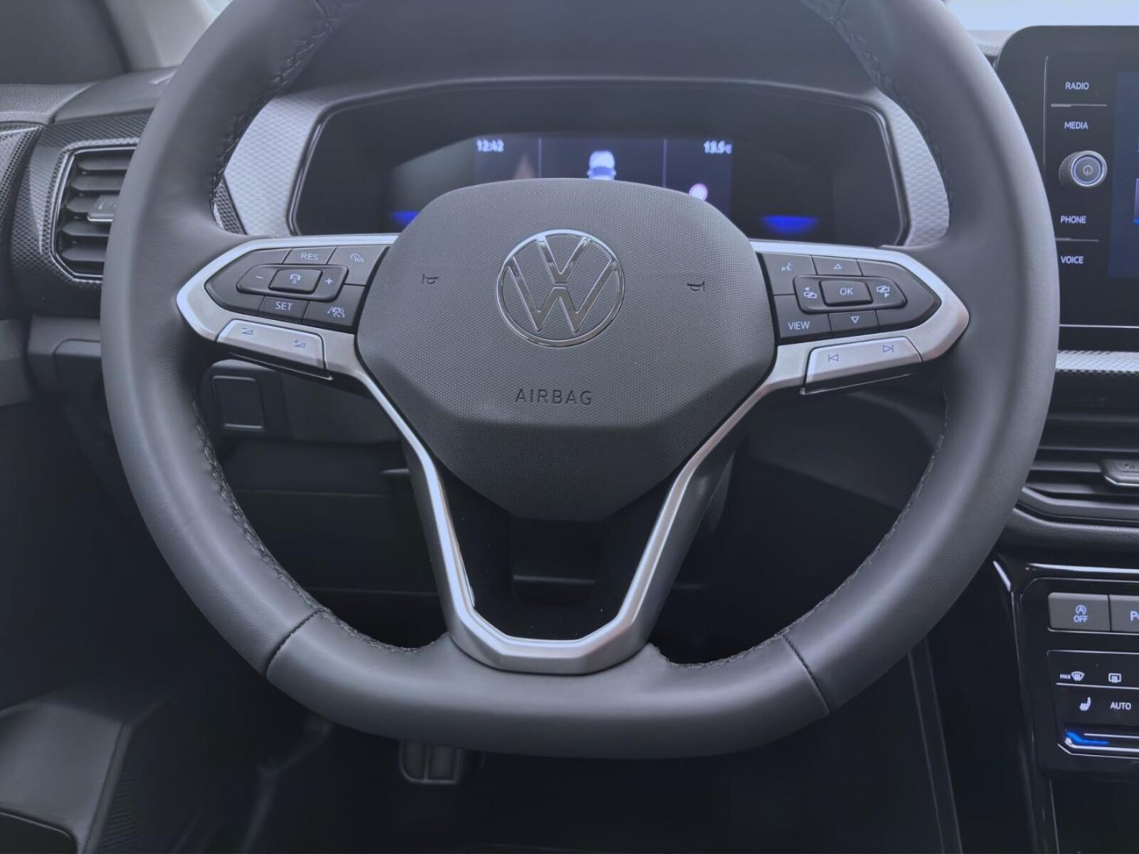 Volkswagen T-Cross – Bild 12