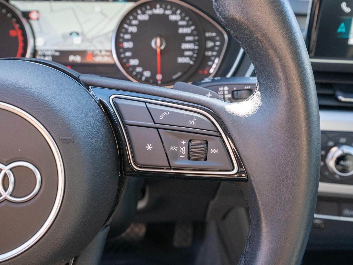 Bild über Audi A4 Avant advanced 30 TDI S tronic - für weitere Informationen kontaktieren Sie den Audi Partner