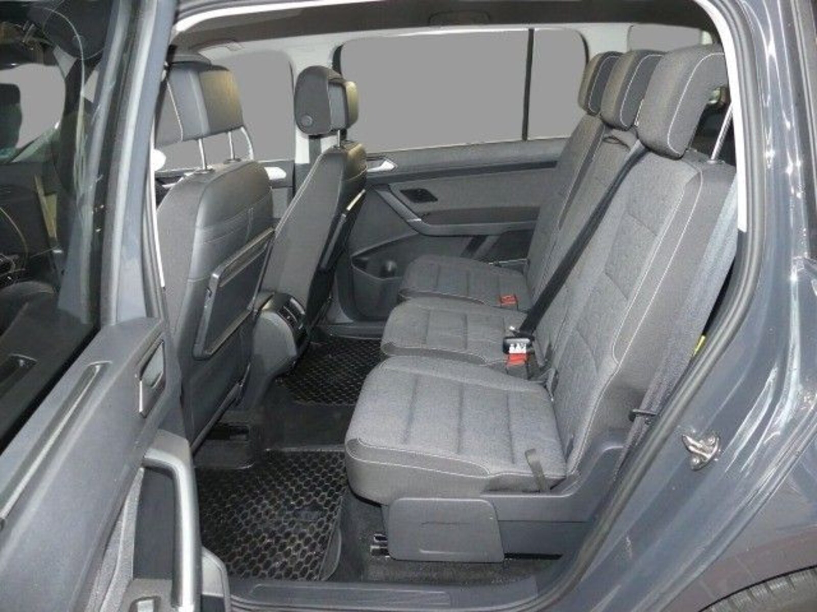 Volkswagen Touran – Bild 7