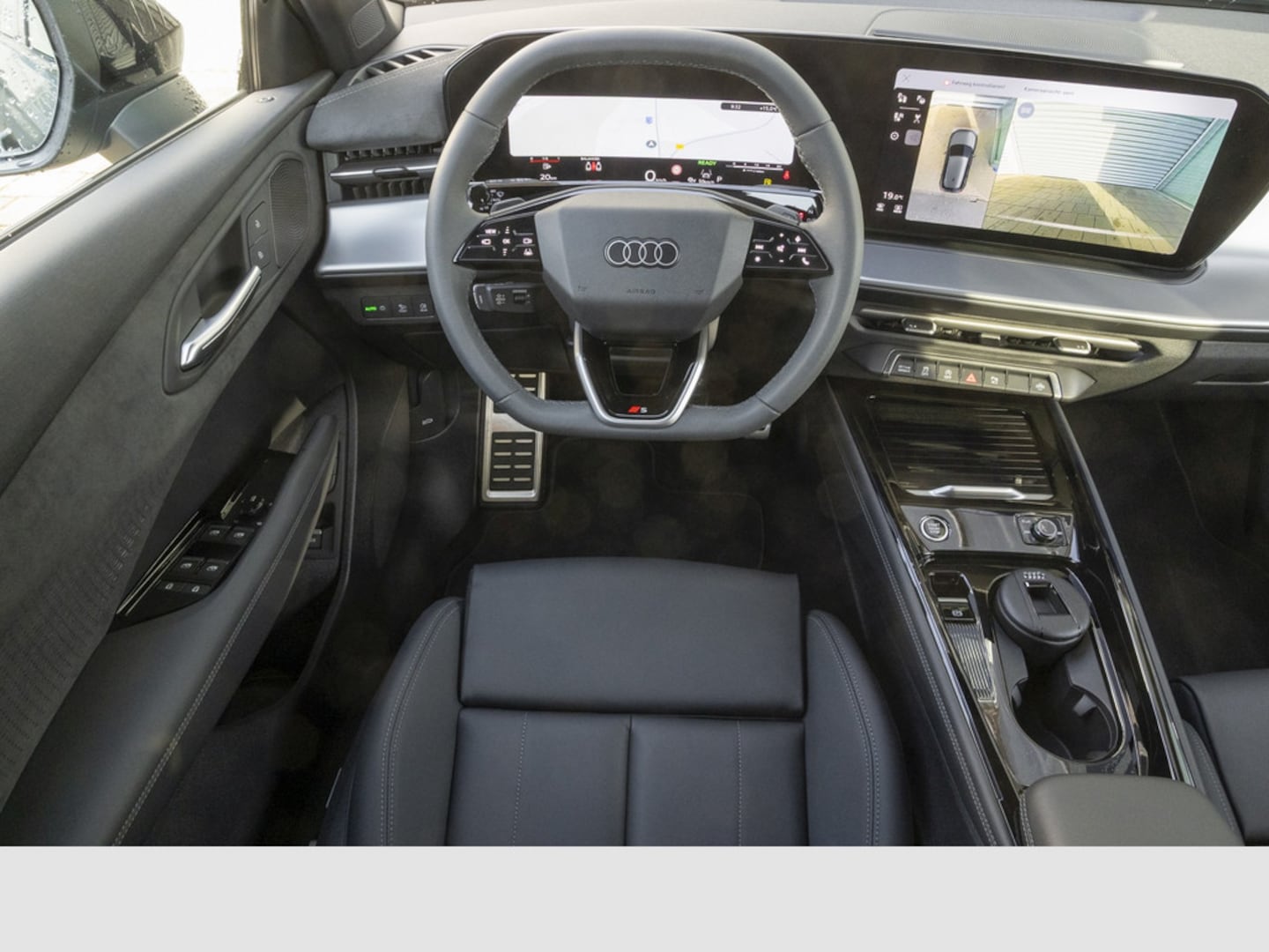Bild über Audi Q3 SUV TFSI 110 kW S tronic - für weitere Informationen kontaktieren Sie den Audi Partner