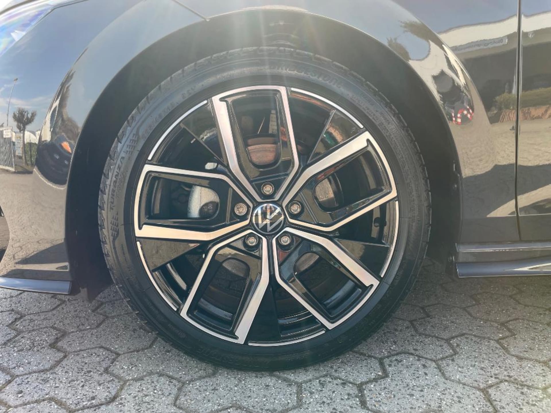 Volkswagen Golf R-Line