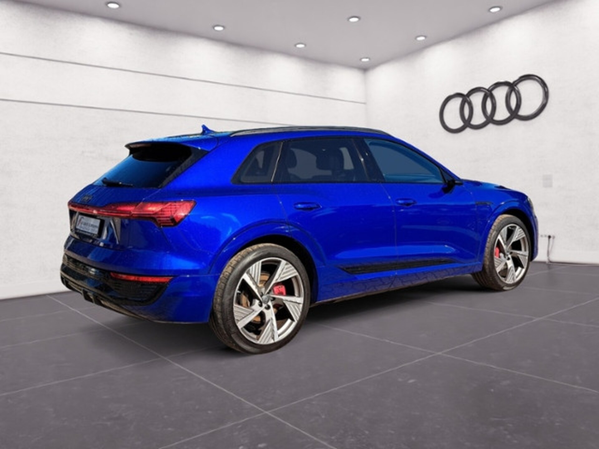 Audi Q8 e-tron S line