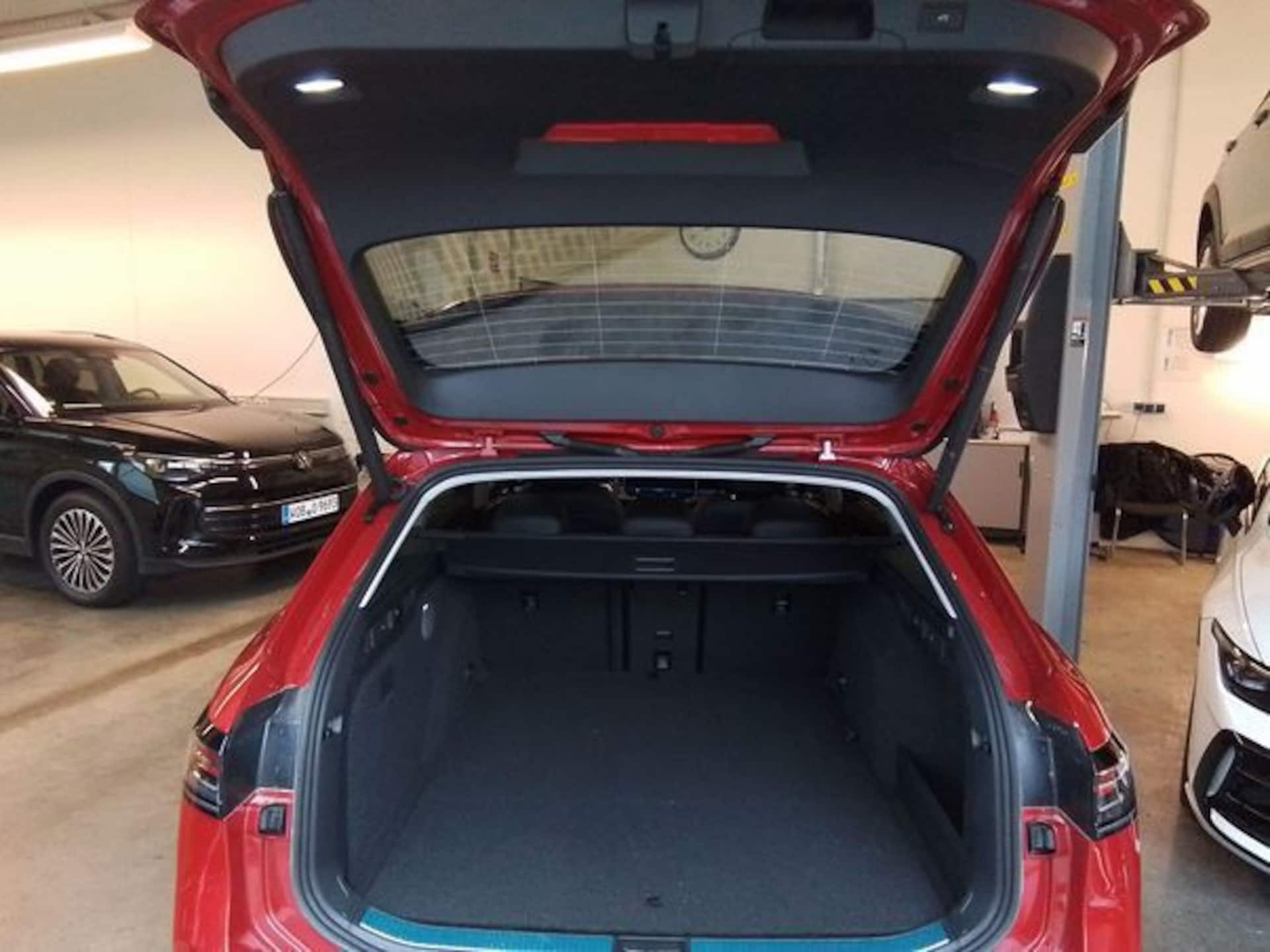 Volkswagen Passat Elegance