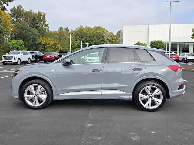 Used 2023 Audi Q4 e-tron Premium Plus with VIN WA1L2BFZ5PP076253 for sale in Fife, WA