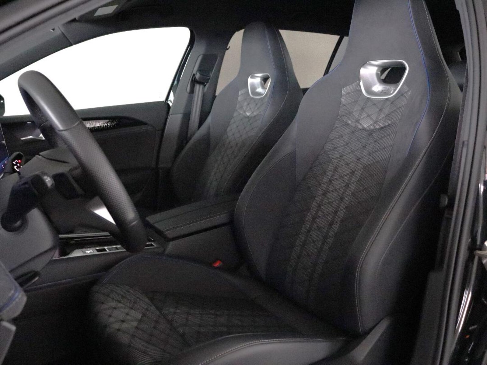 Volkswagen Passat – Bild 10