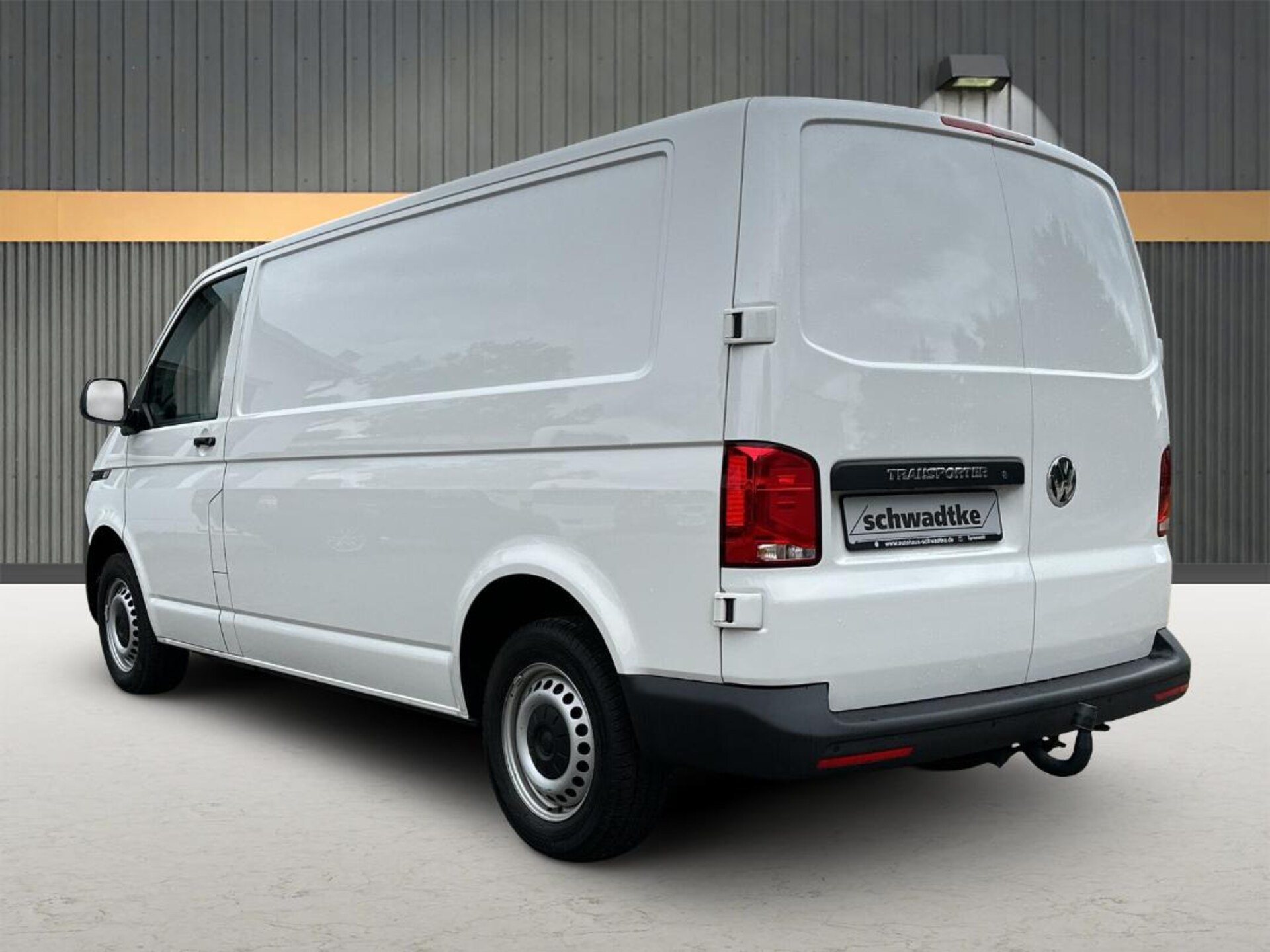 Volkswagen T6.1 Transporter Kasten langer Radstand