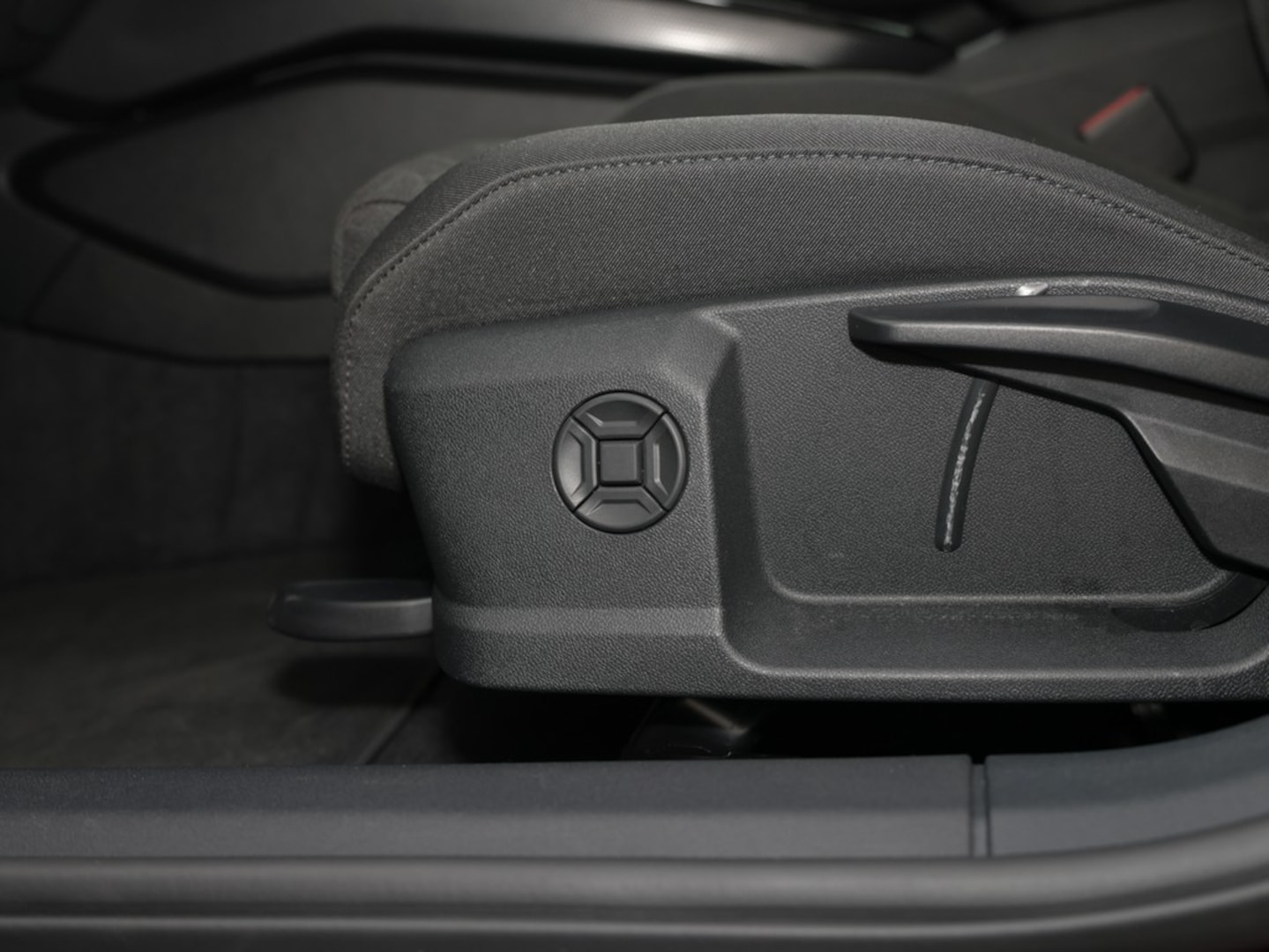 Bild über Audi A5 Avant TFSI S tronic - für weitere Informationen kontaktieren Sie den Audi Partner
