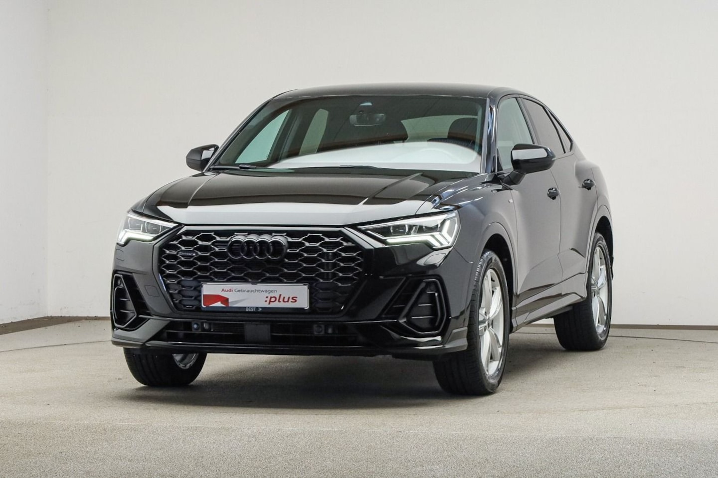 Bild über Audi Q3 Sportback S line 45 TFSI quattro S tronic - für weitere Informationen kontaktieren Sie den Audi Partner