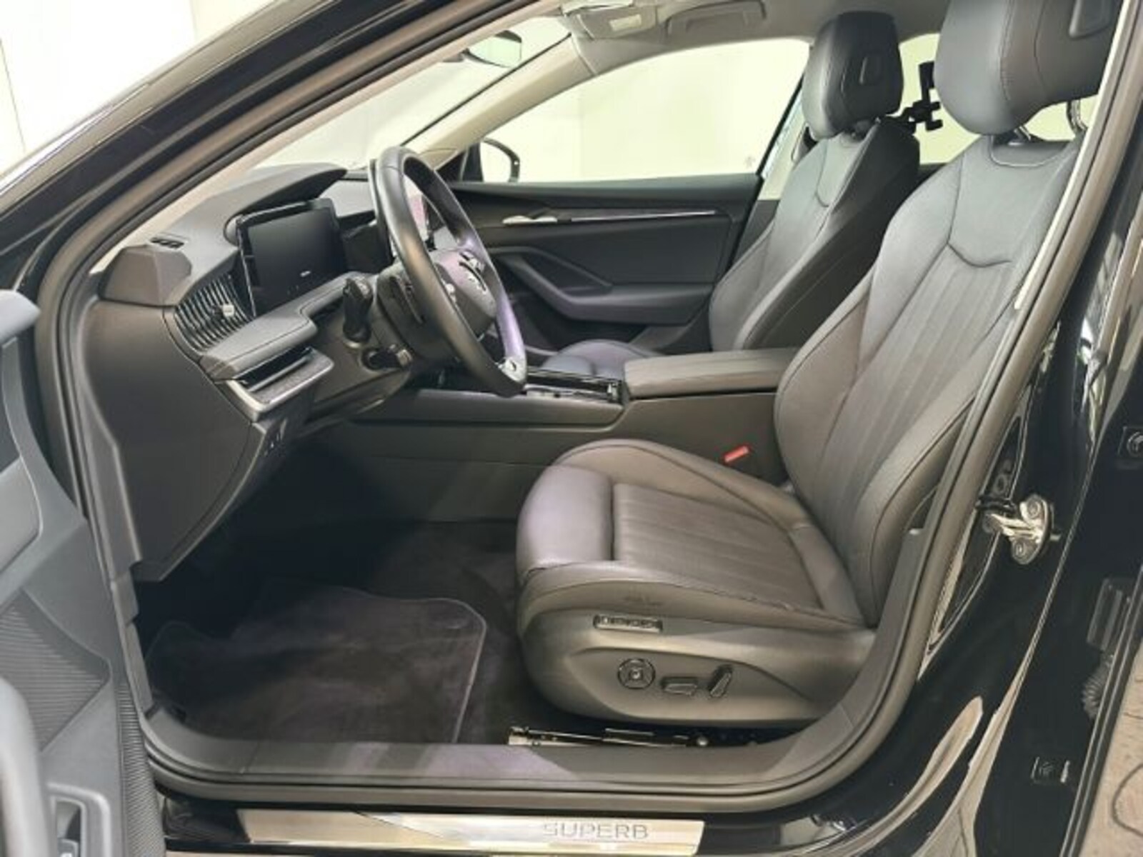 Škoda Superb Combi – Bild 10