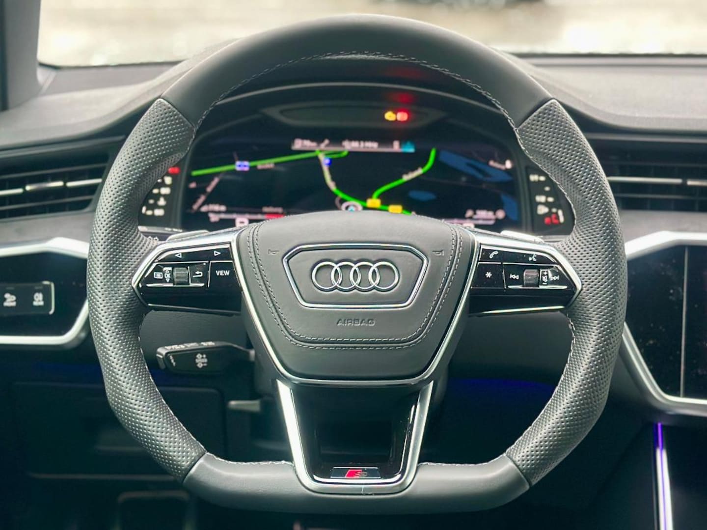 Bild über Audi S6 Avant TDI quattro tiptronic - für weitere Informationen kontaktieren Sie den Audi Partner