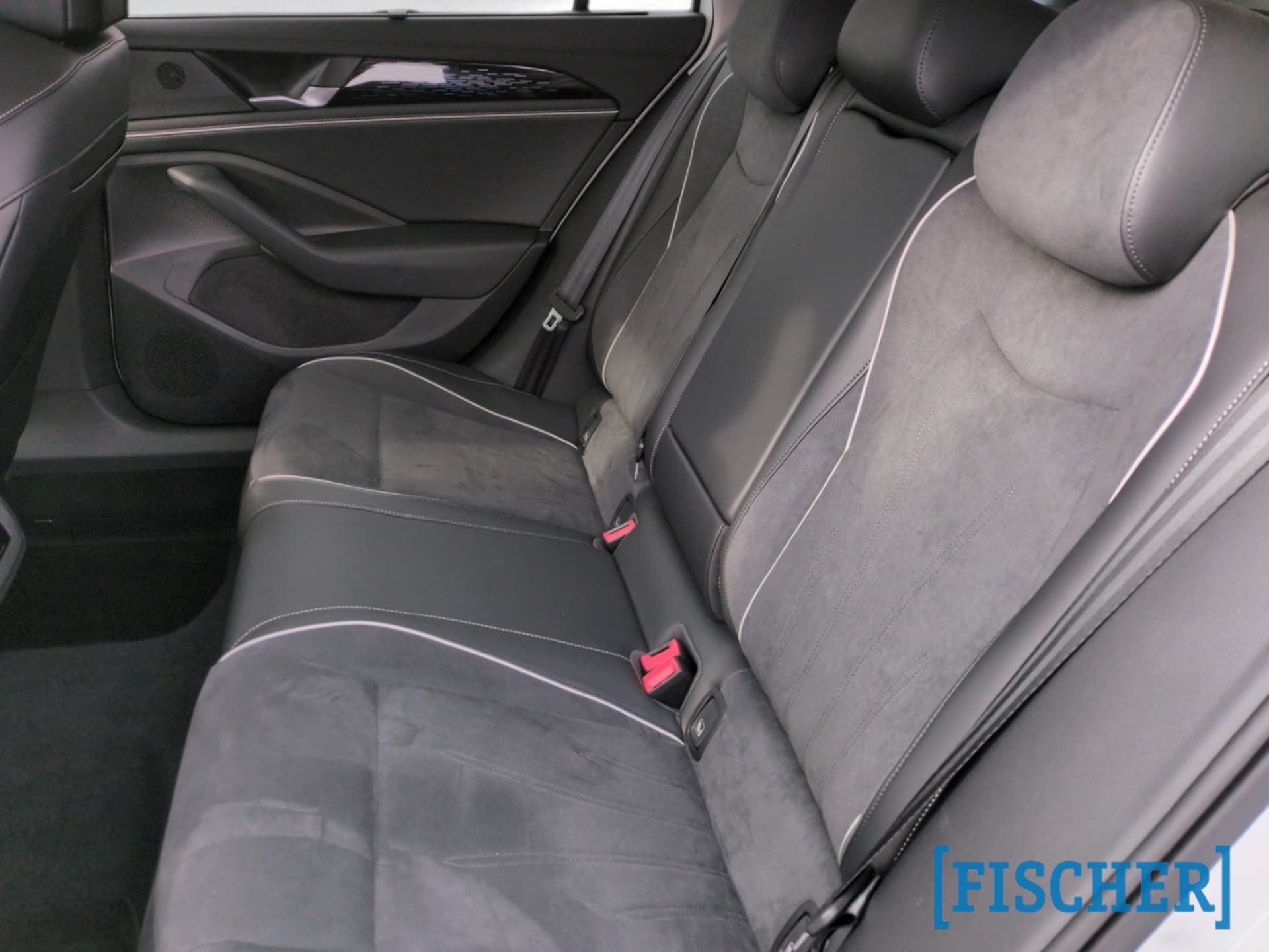 Volkswagen Passat Elegance