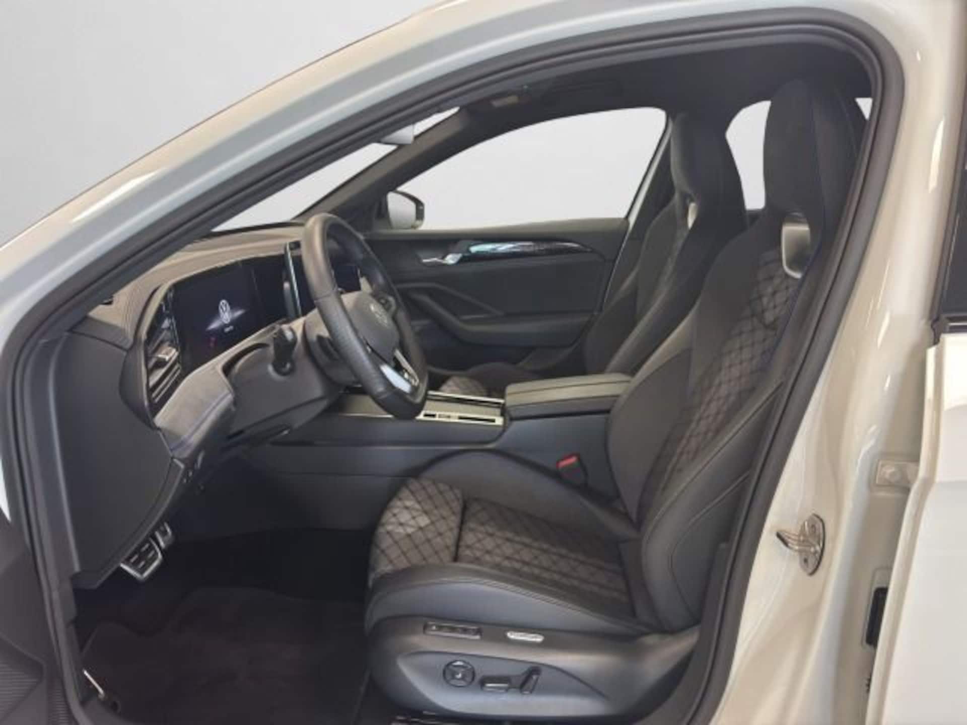 Volkswagen Passat R-Line