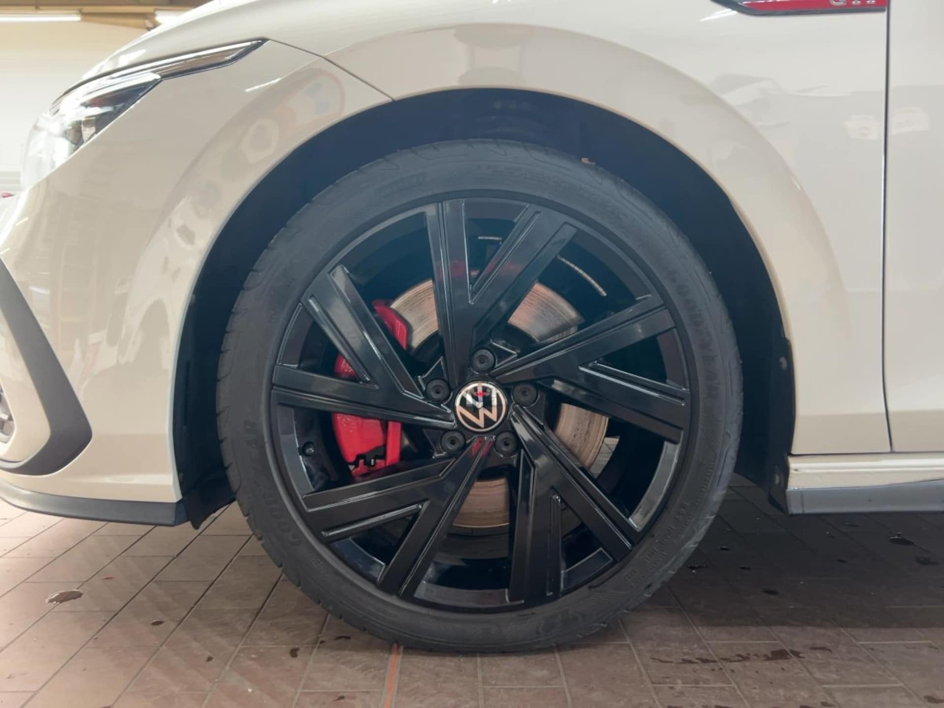 Volkswagen Golf GTI