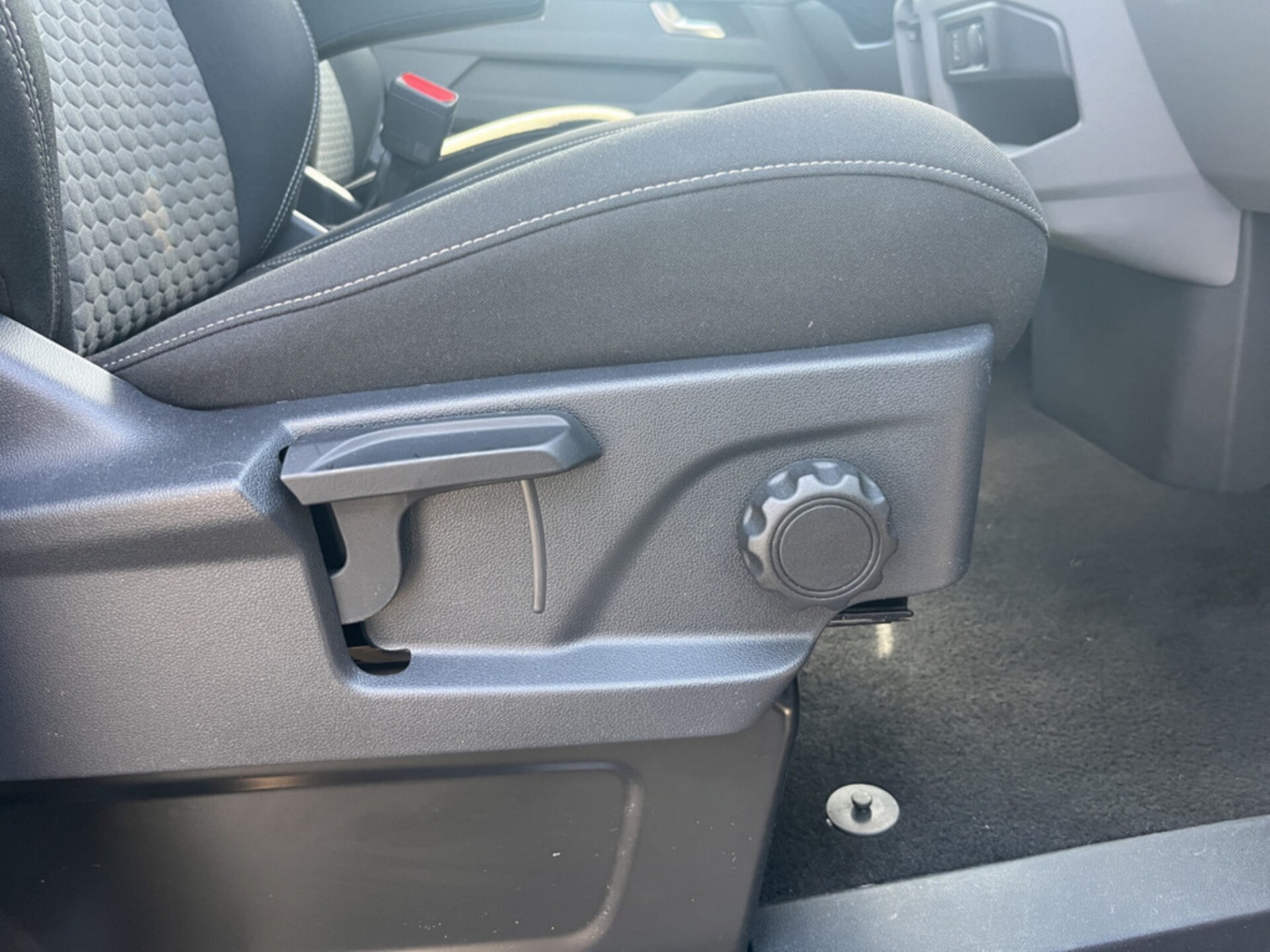 Volkswagen Caravelle Style