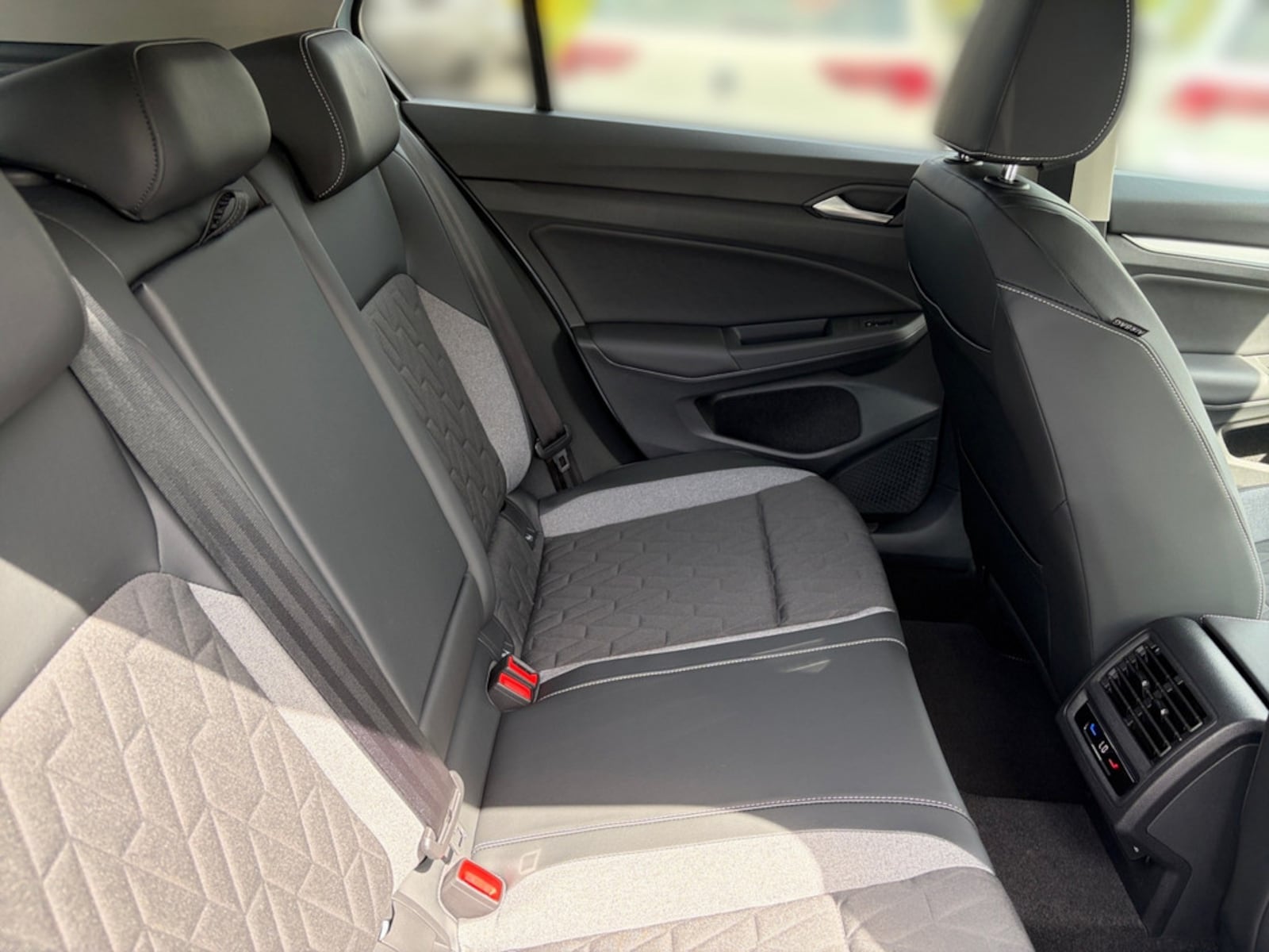 Volkswagen Golf – Bild 12