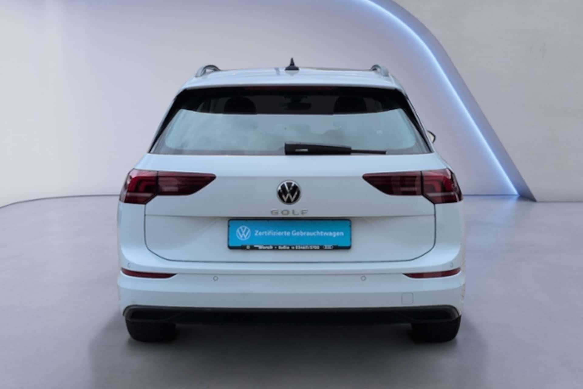 Volkswagen Golf Variant Life