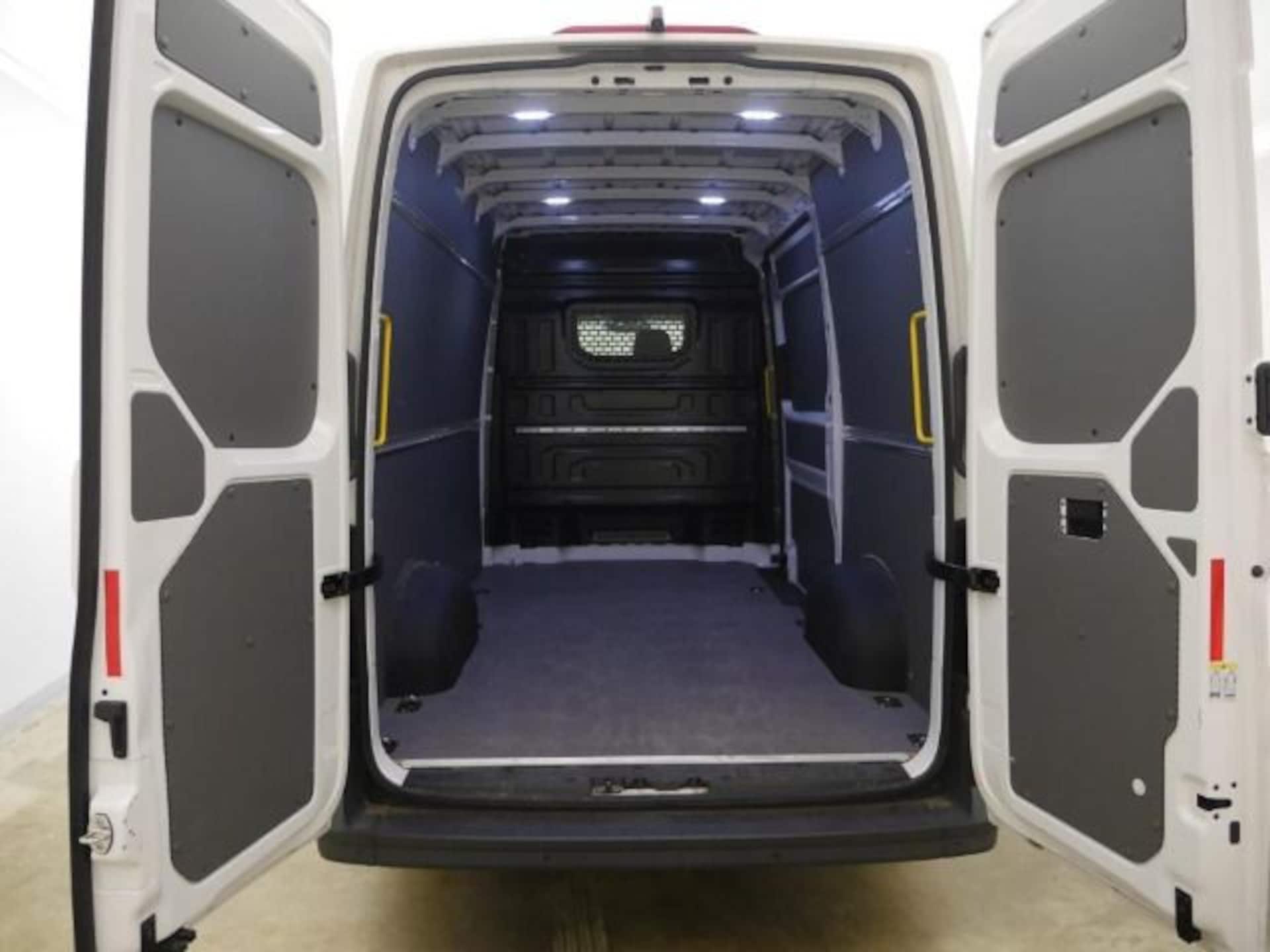 Volkswagen Crafter Kasten mittlerer Radstand