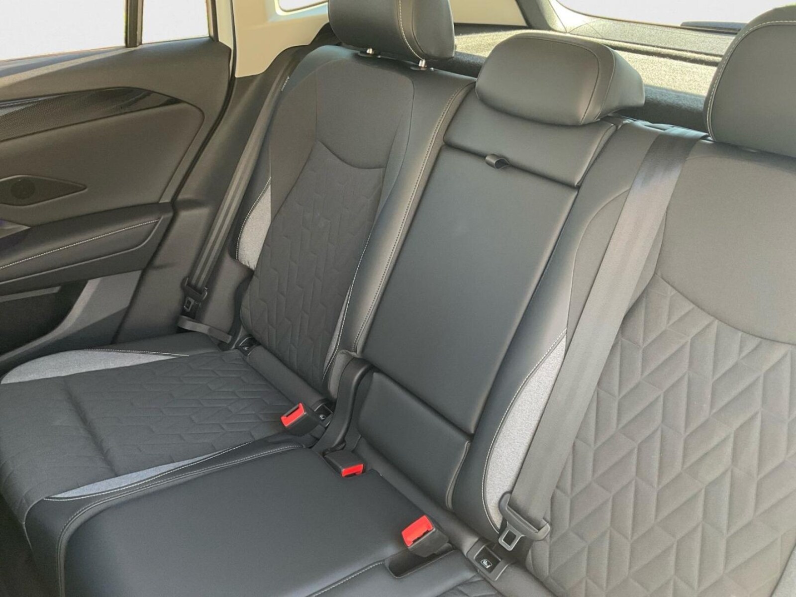 Volkswagen Tiguan – Bild 14