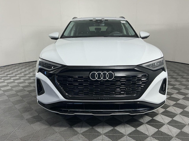 2024 Audi Q8 e-tron
