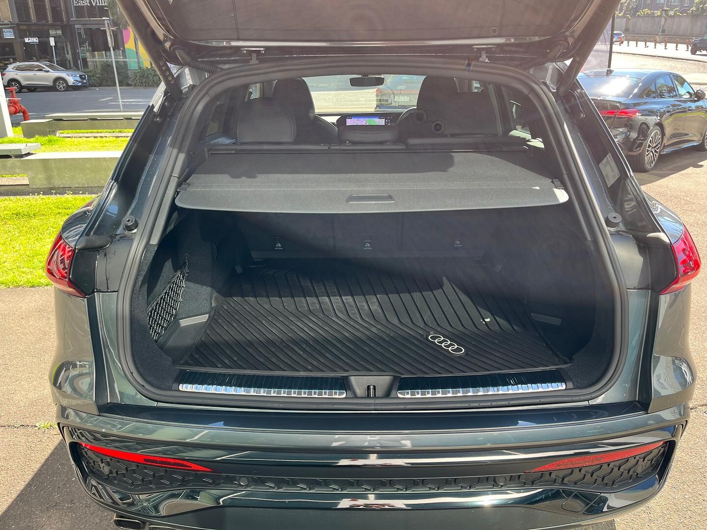Image about Audi Q5 SUV TDI quattro 150 kW sport