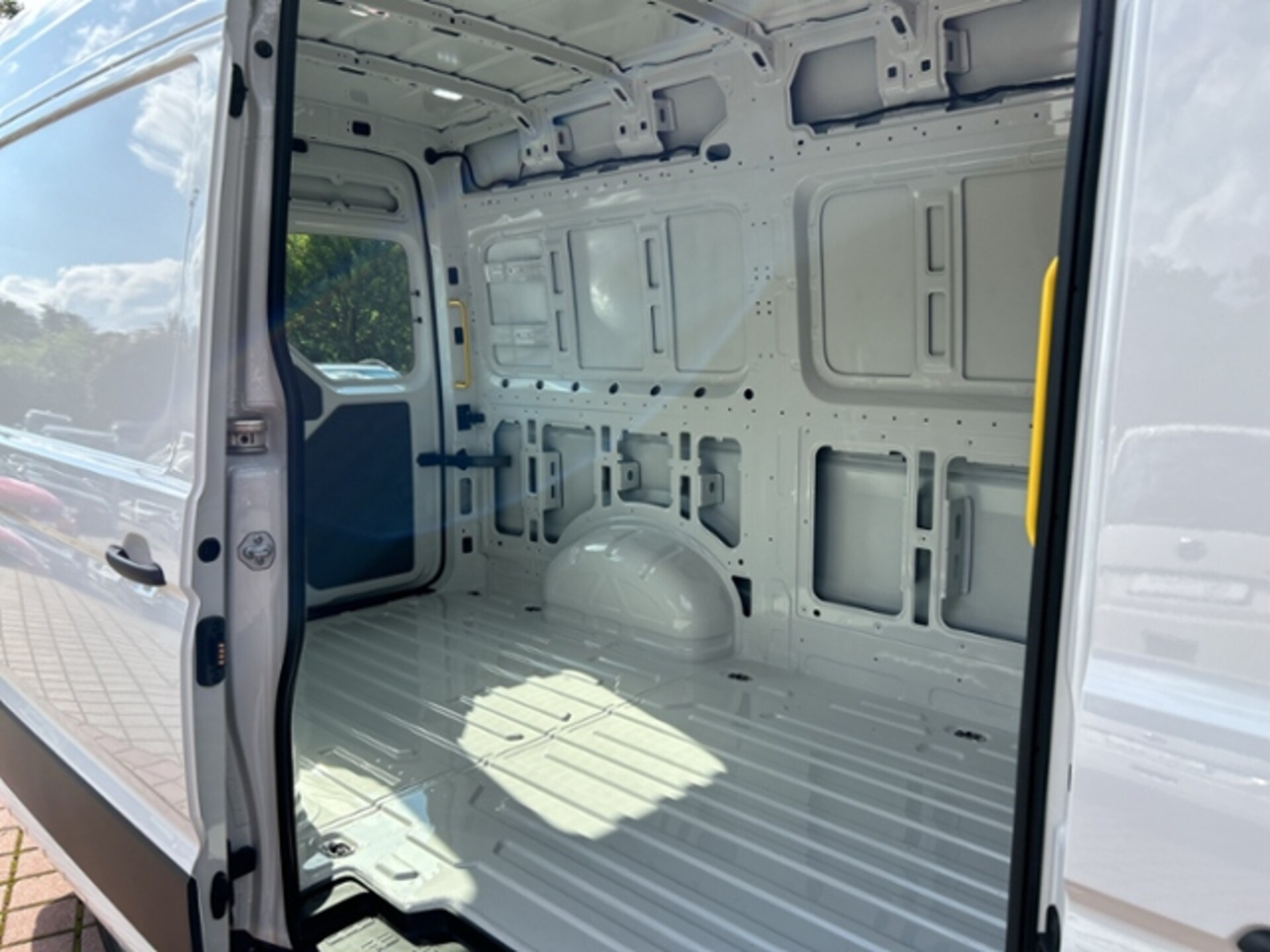 Volkswagen Crafter Kasten mittlerer Radstand