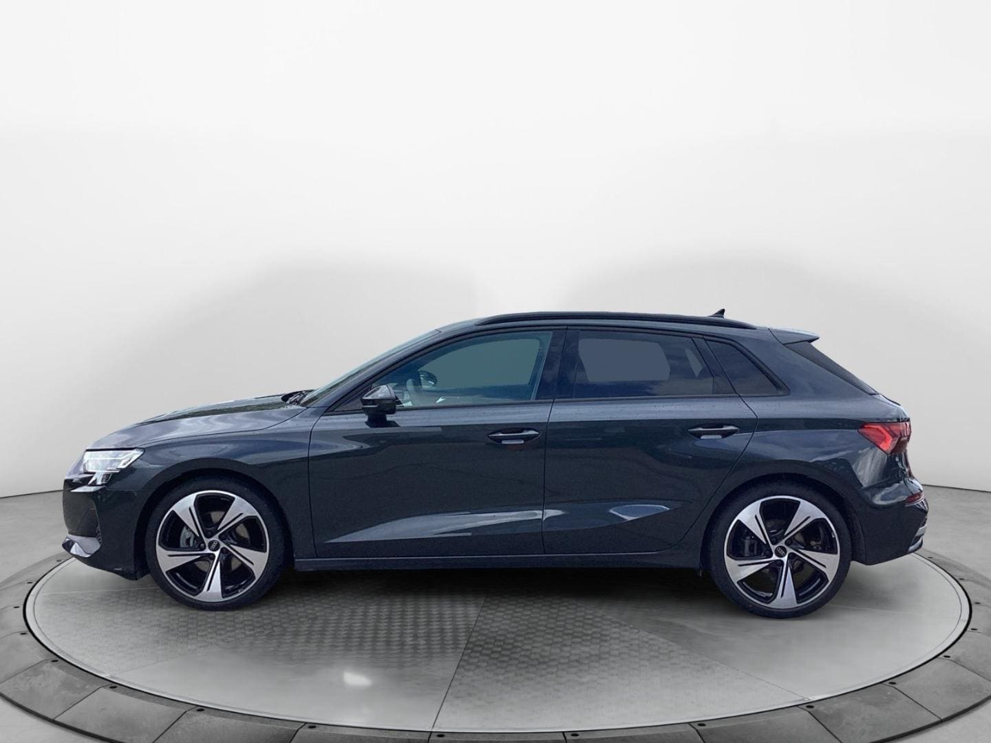 Bild über Audi A3 Sportback 35 TDI S tronic - für weitere Informationen kontaktieren Sie den Audi Partner