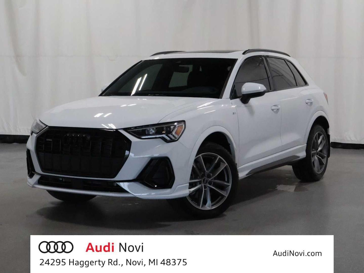 2024 Audi Q3 45 TFSI S Line Premium quattro's photo