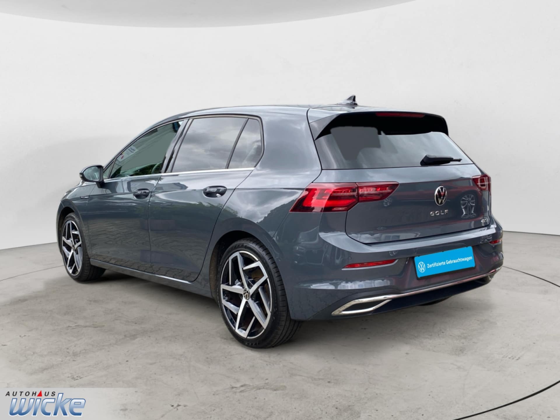 Volkswagen Golf Style