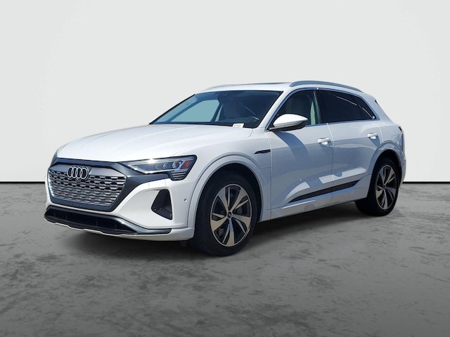 2024 Audi Q8 e-tron