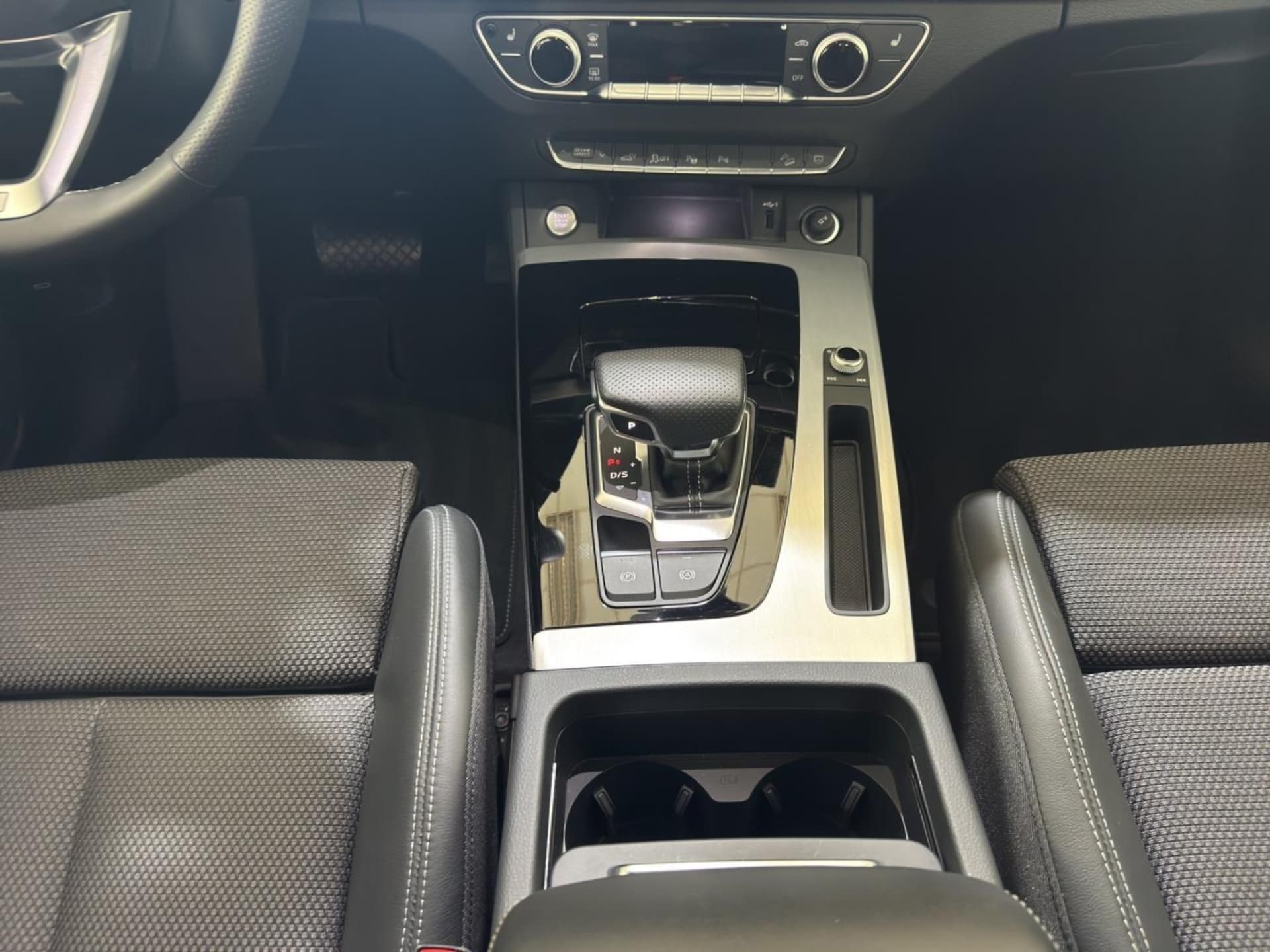 Audi Q5 TFSI e S line