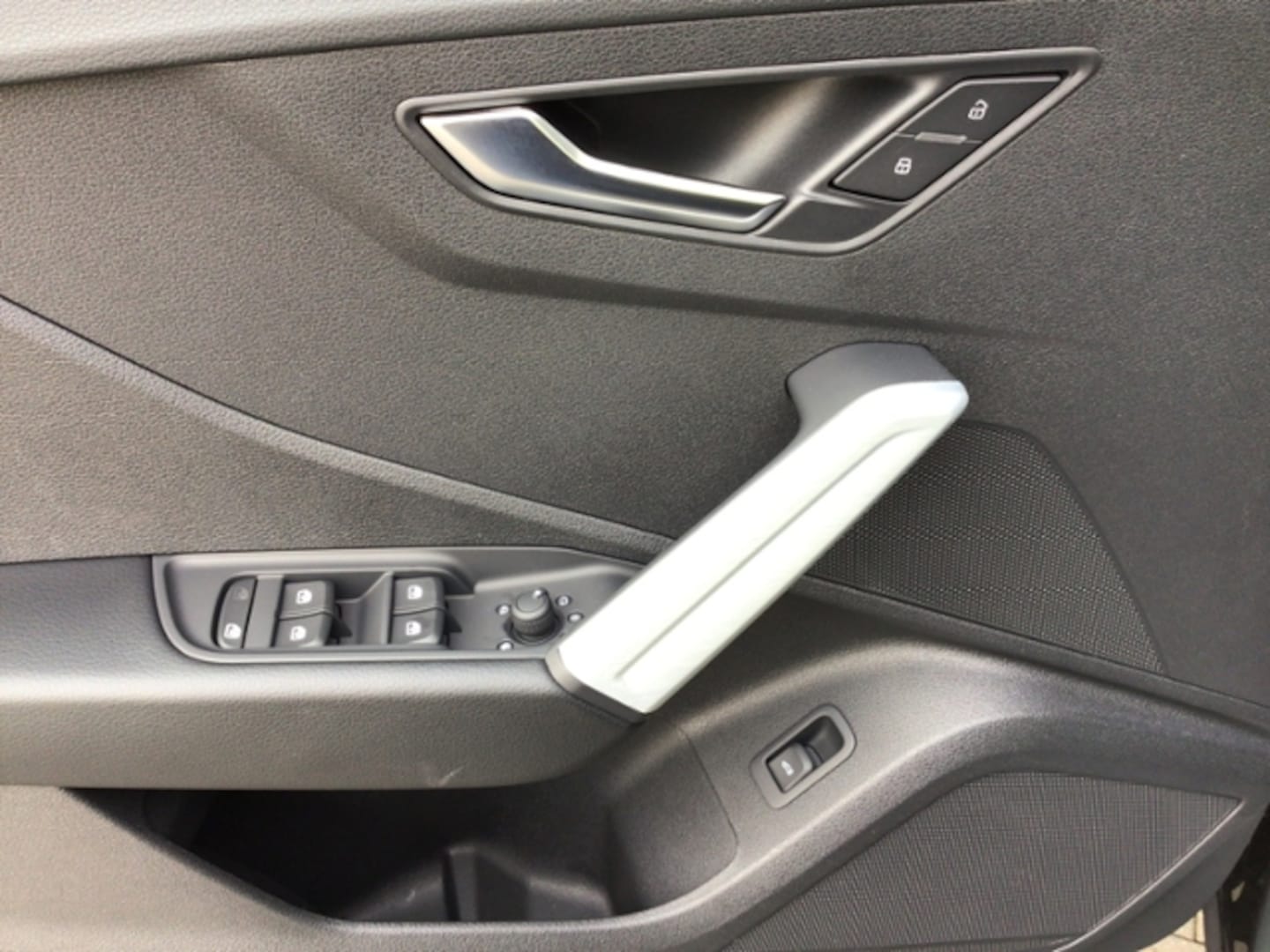 Bild über Audi Q2 advanced 35 TFSI S tronic - für weitere Informationen kontaktieren Sie den Audi Partner