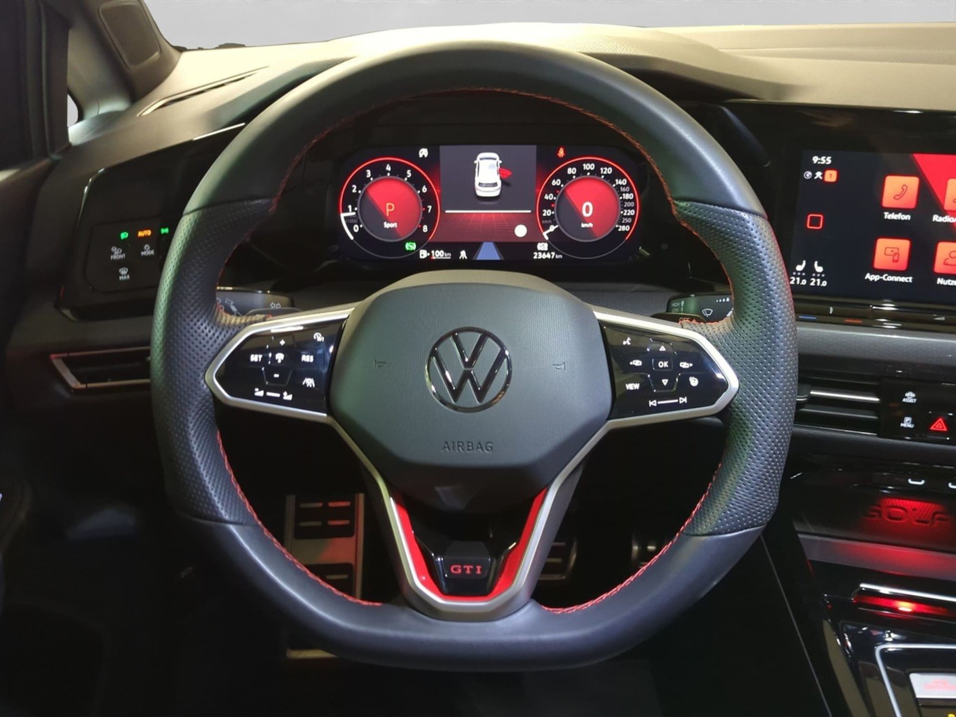 Volkswagen Golf GTI