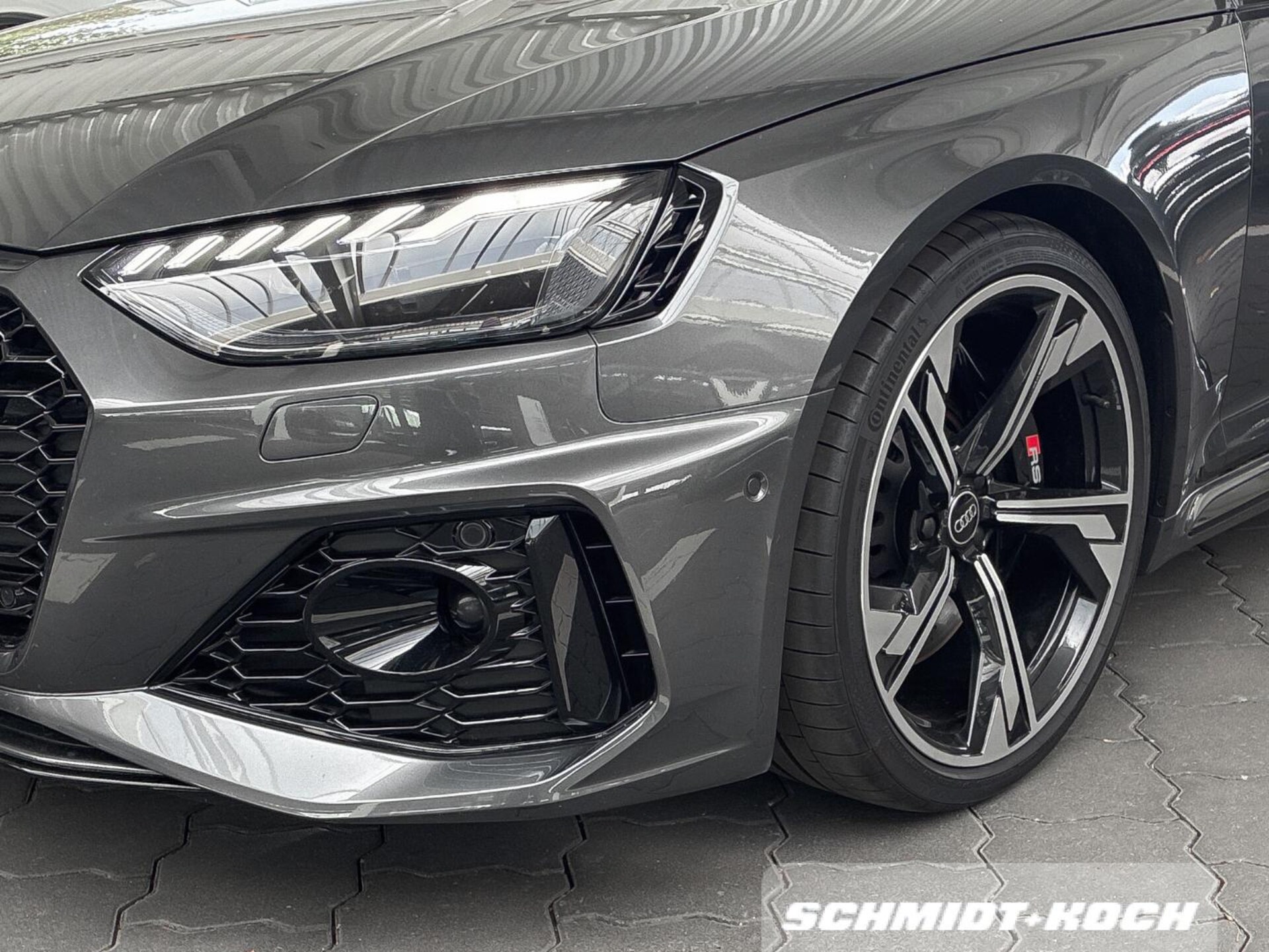 Audi RS 4 Avant