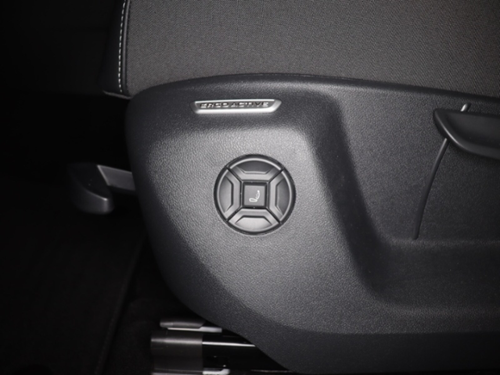 Volkswagen Tiguan – Bild 6