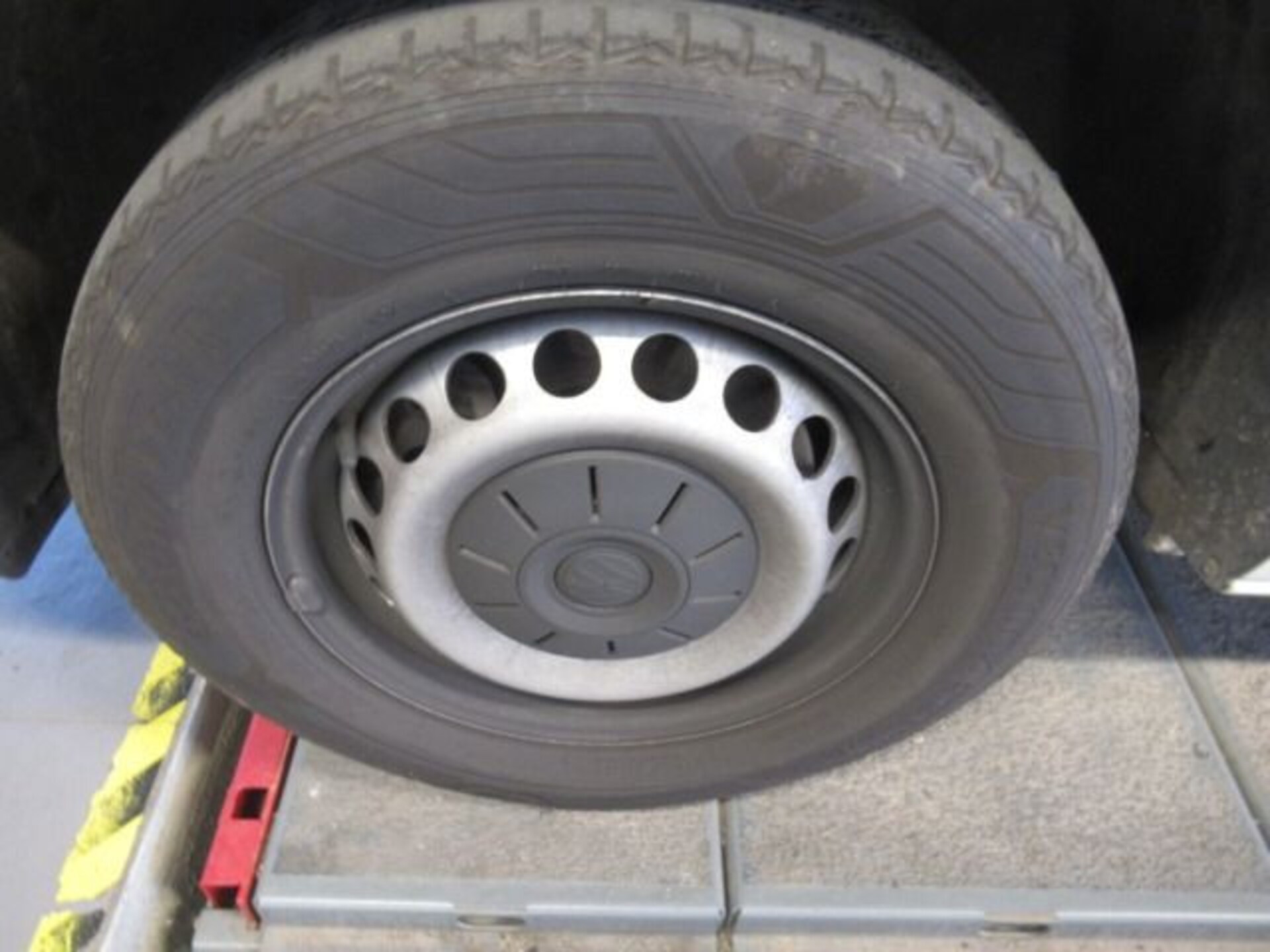 Volkswagen Crafter Kasten mittlerer Radstand