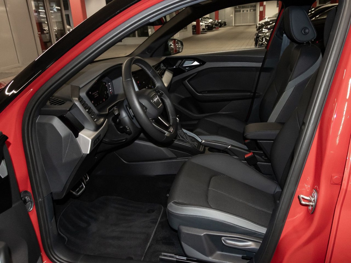 Bild über Audi A1 Sportback S line 40 TFSI S tronic - für weitere Informationen kontaktieren Sie den Audi Partner