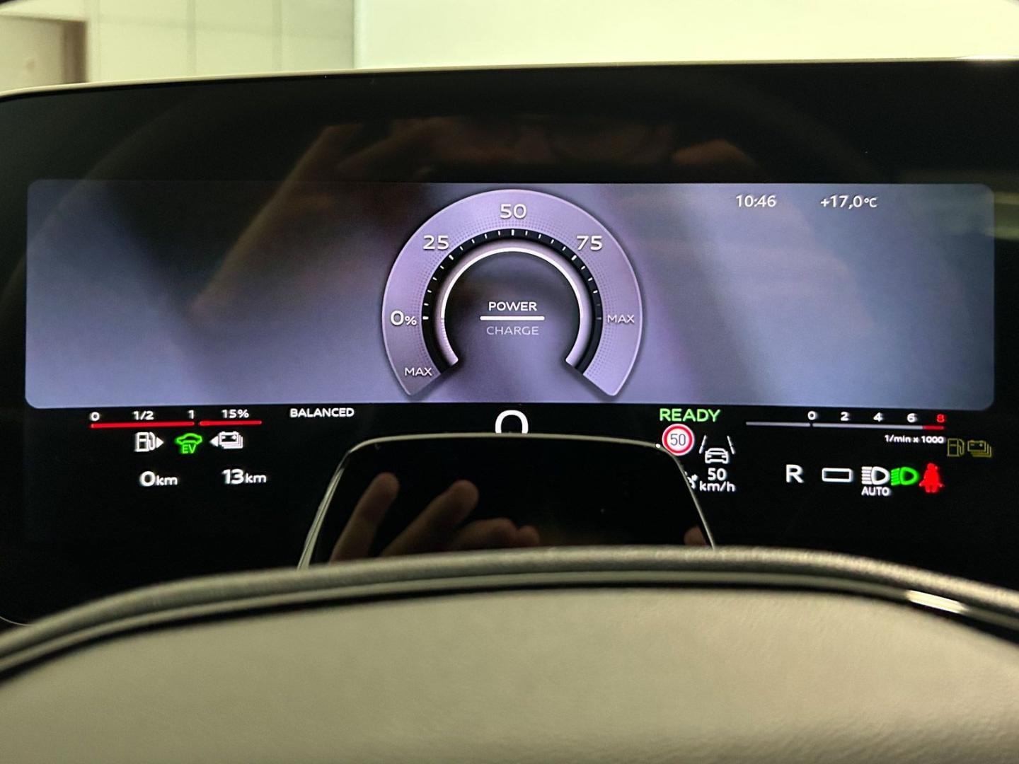 Bild über Audi A5 Avant e-hybrid e-hybrid quattro 270 kW S tronic - für weitere Informationen kontaktieren Sie den Audi Partner