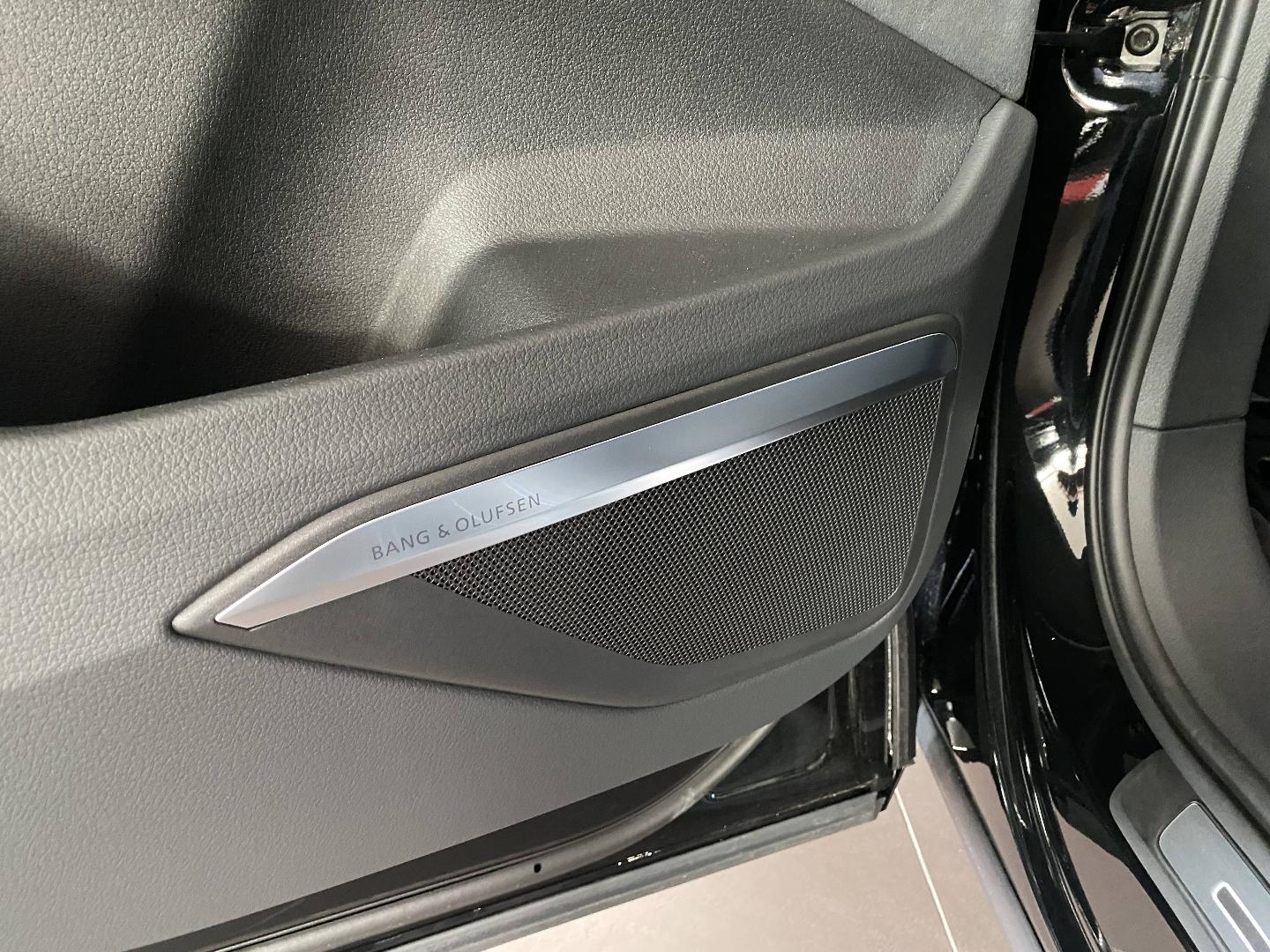 Image about Audi SQ8 Sportback e-tron SQ8 Sportback e-tron 370,00 kW