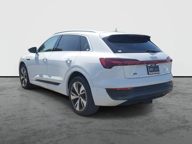 2024 Audi Q8 e-tron