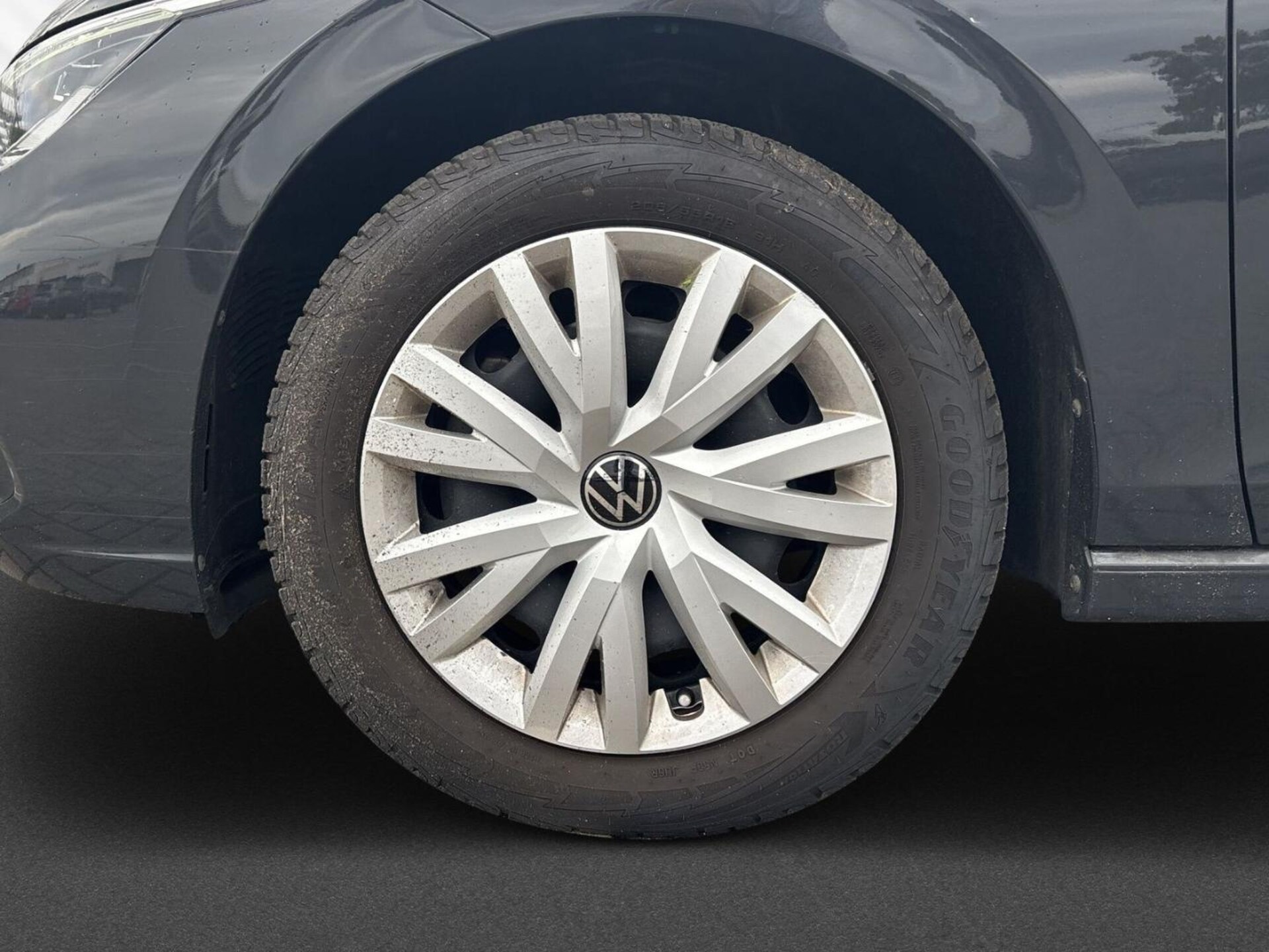 Volkswagen Golf Variant Life