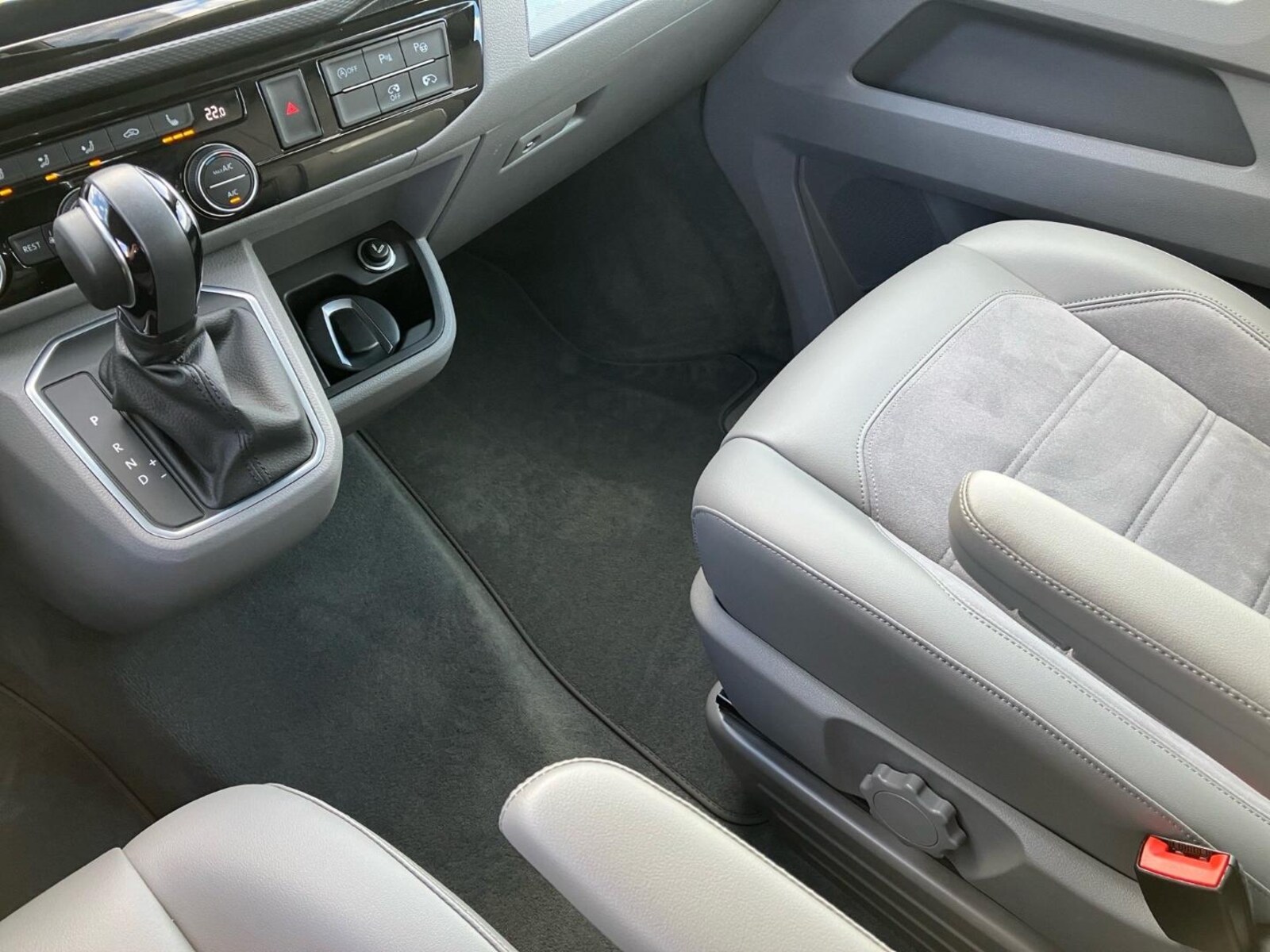 Volkswagen T6.1 California – Bild 14